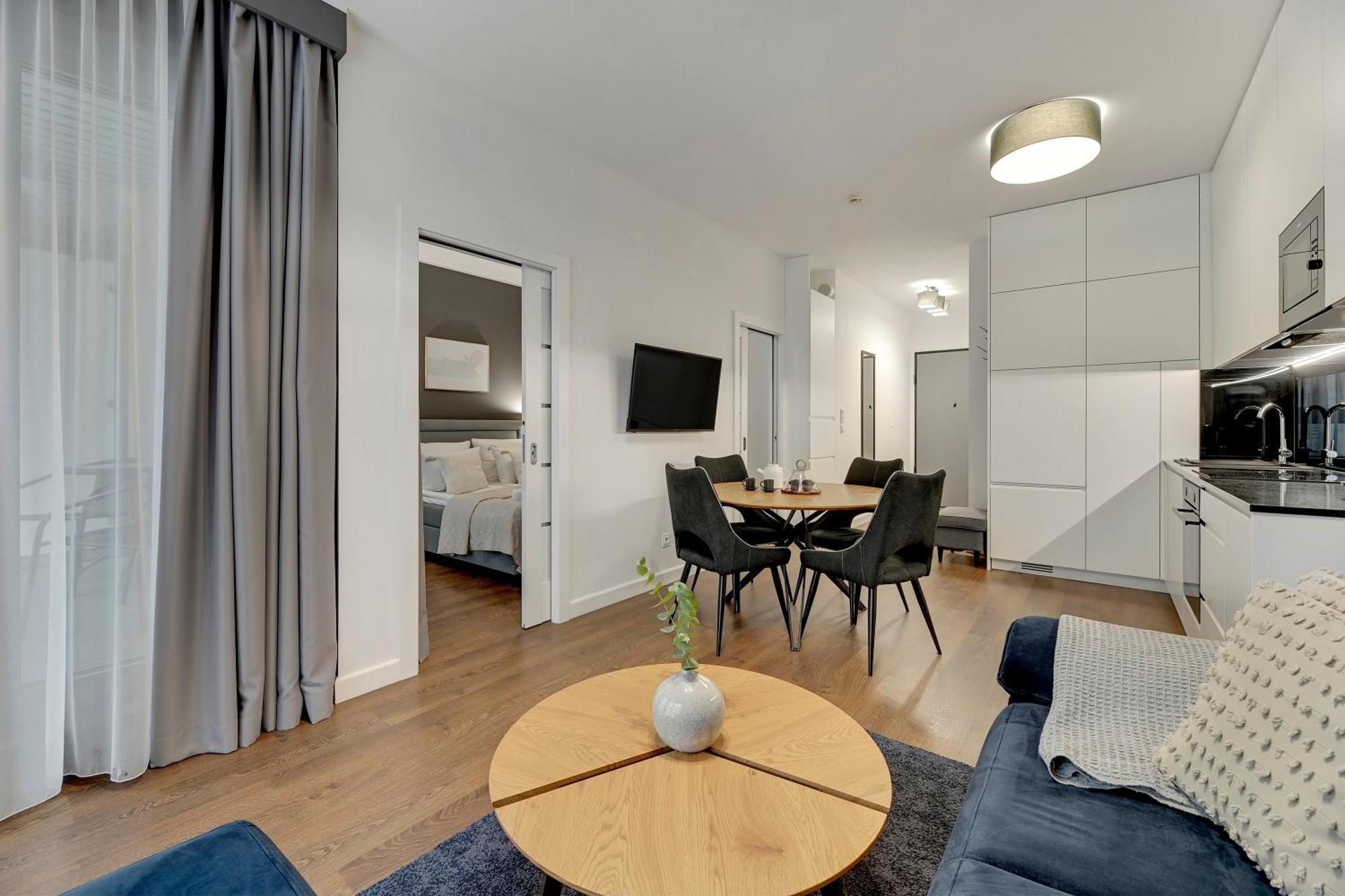 Granaria Deluxe & Riverside By Downtown Apartment Gdansk
