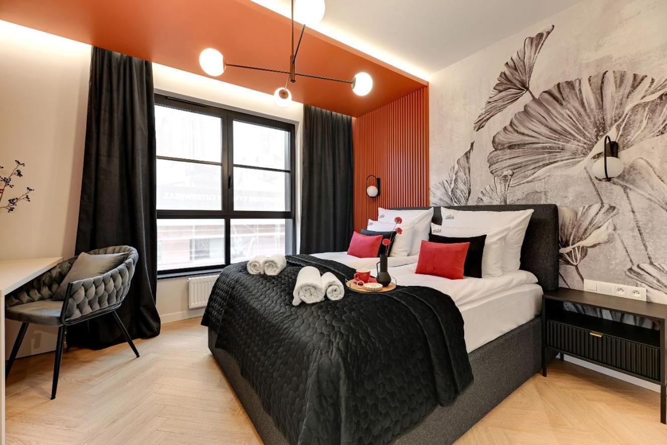 Doki Living - Foodhall & Parking By Downtown Apartment Gdansk