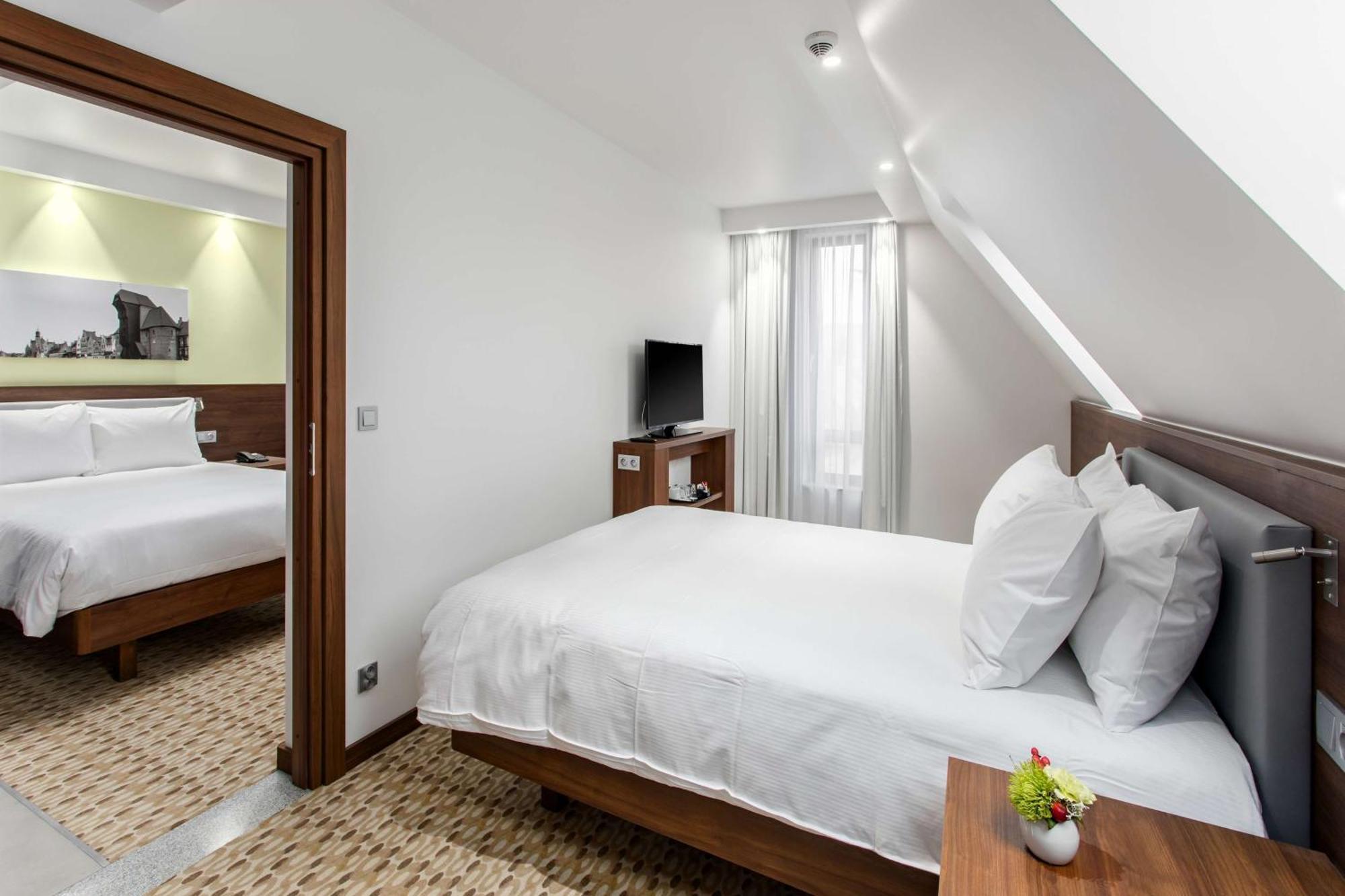 Hampton By Hilton Oliwa Hotell 3*
