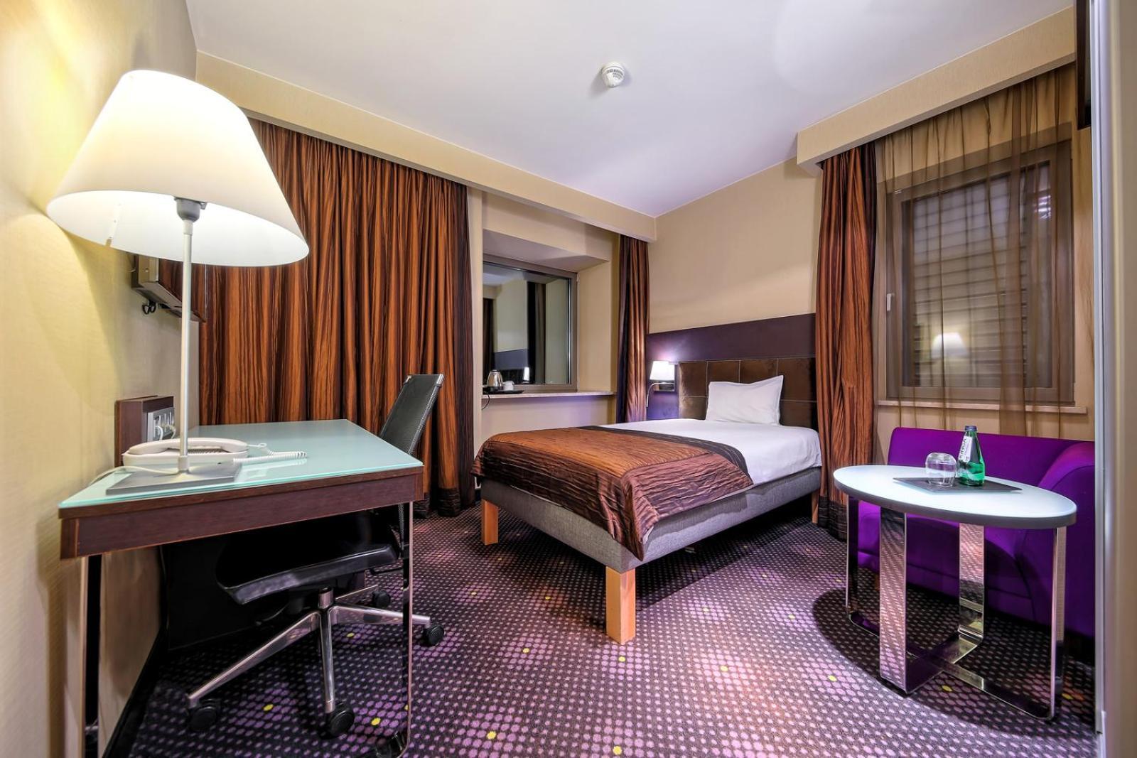 Mercure Stare Hotelli 4*