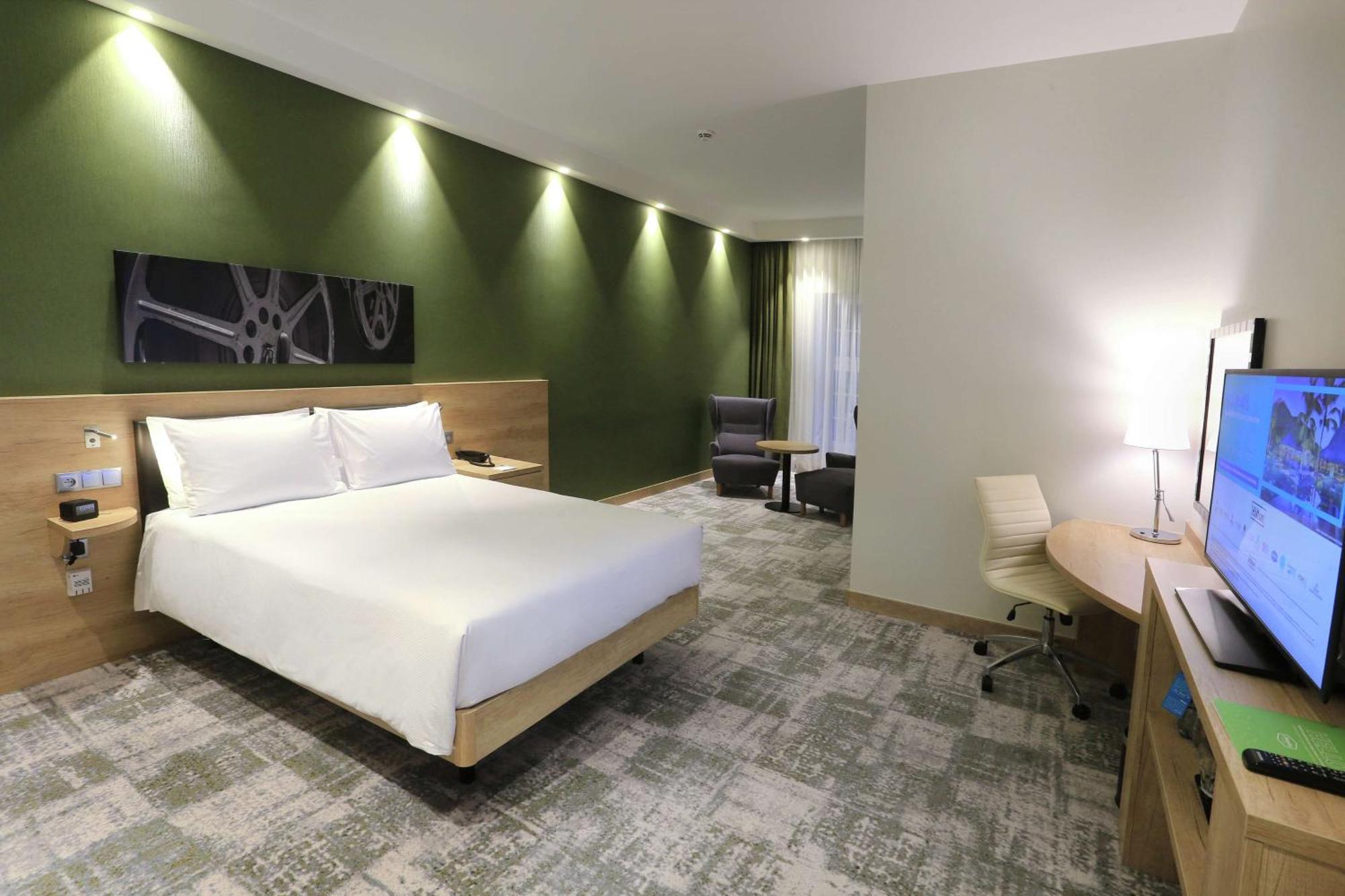 Hampton By Hilton Old Town Hotel 3*