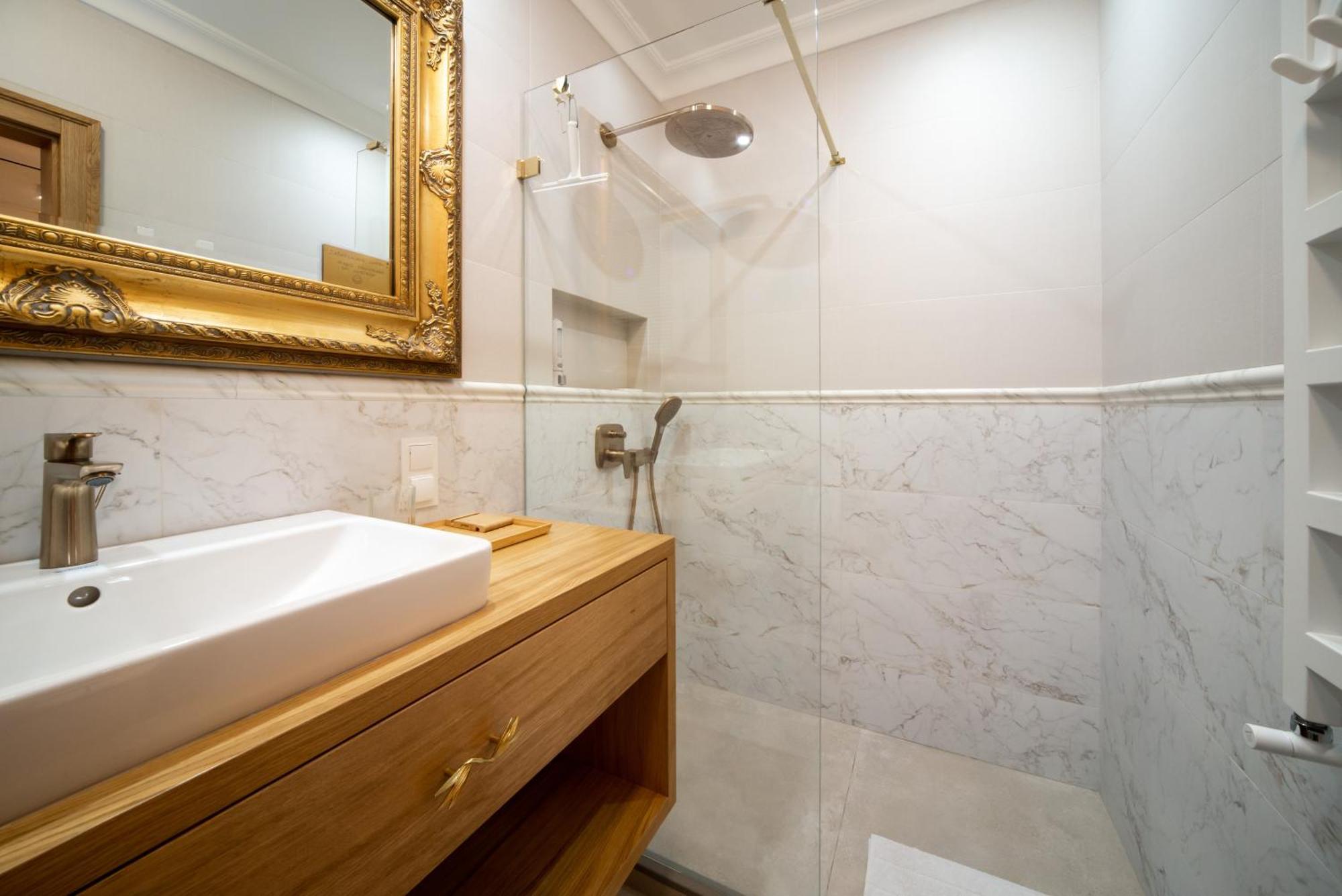 Maya's Flats & 102 - Premium Przy Parku Regana 3 Blisko Plazy * Gdańsk