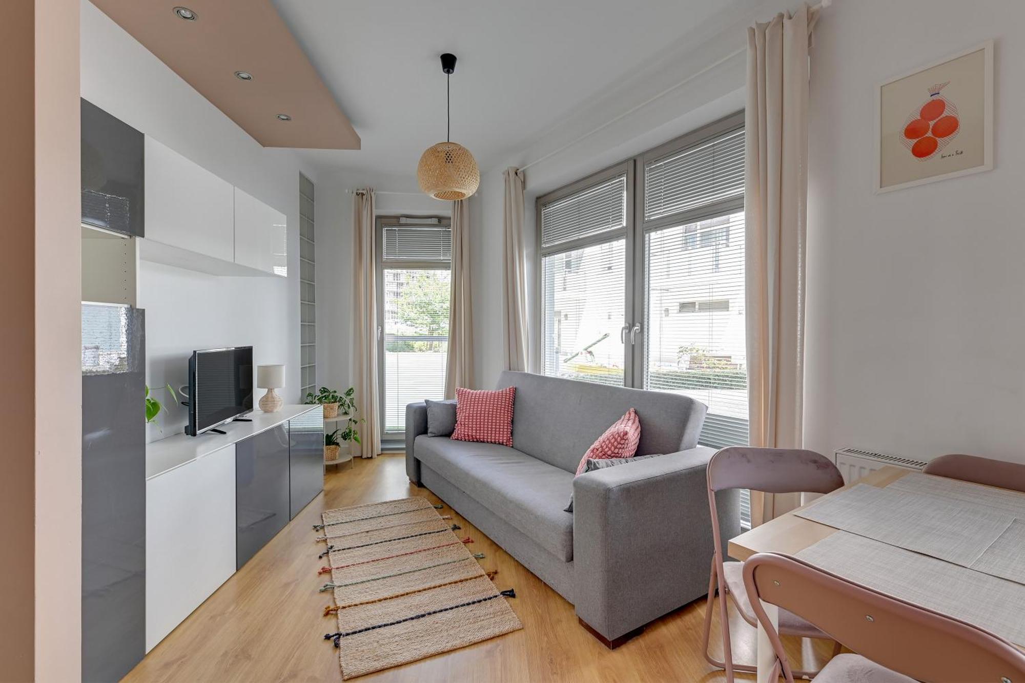 Aqua By Grand Apartment