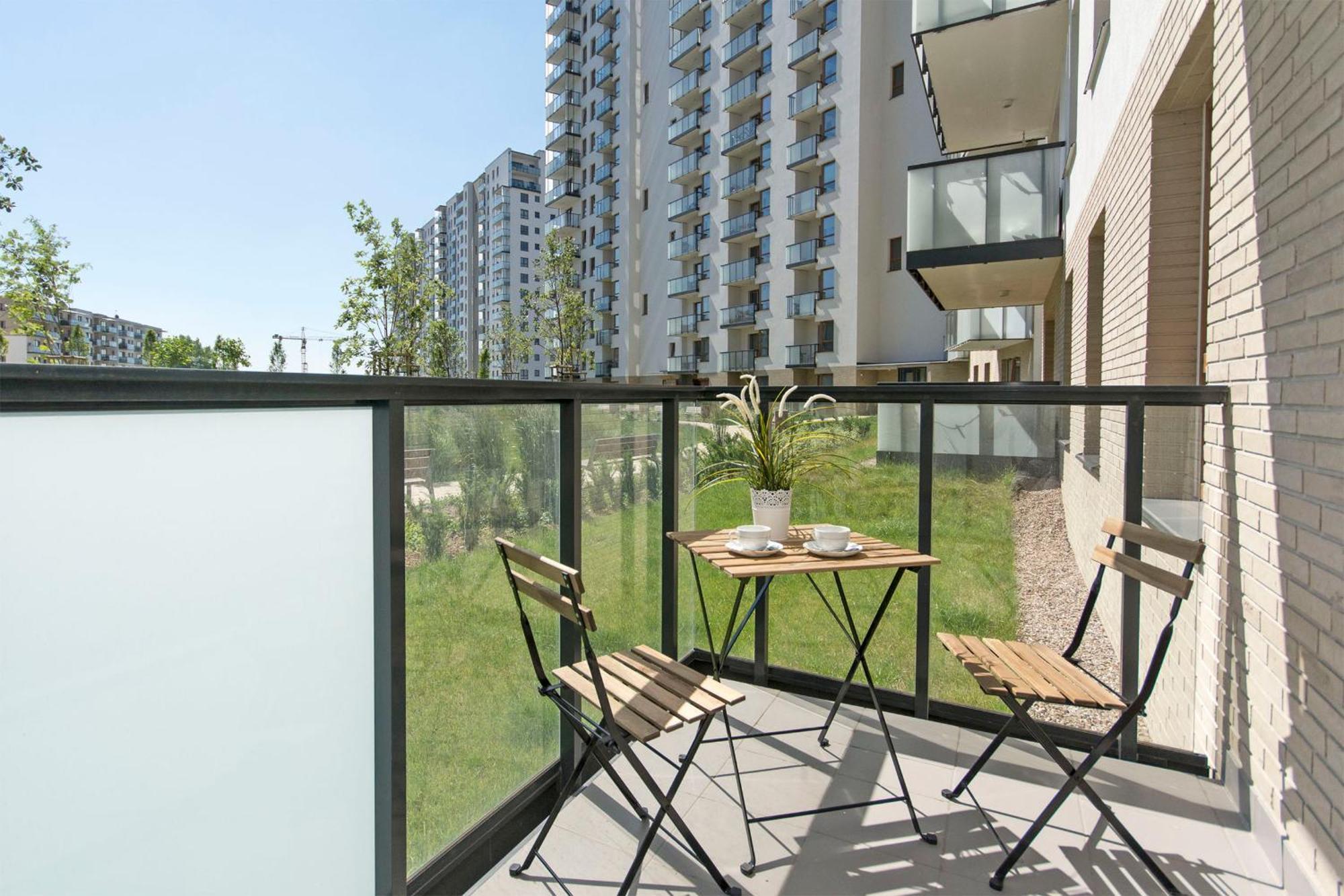 Huoneisto Glow Apartments, Nowa Letnica