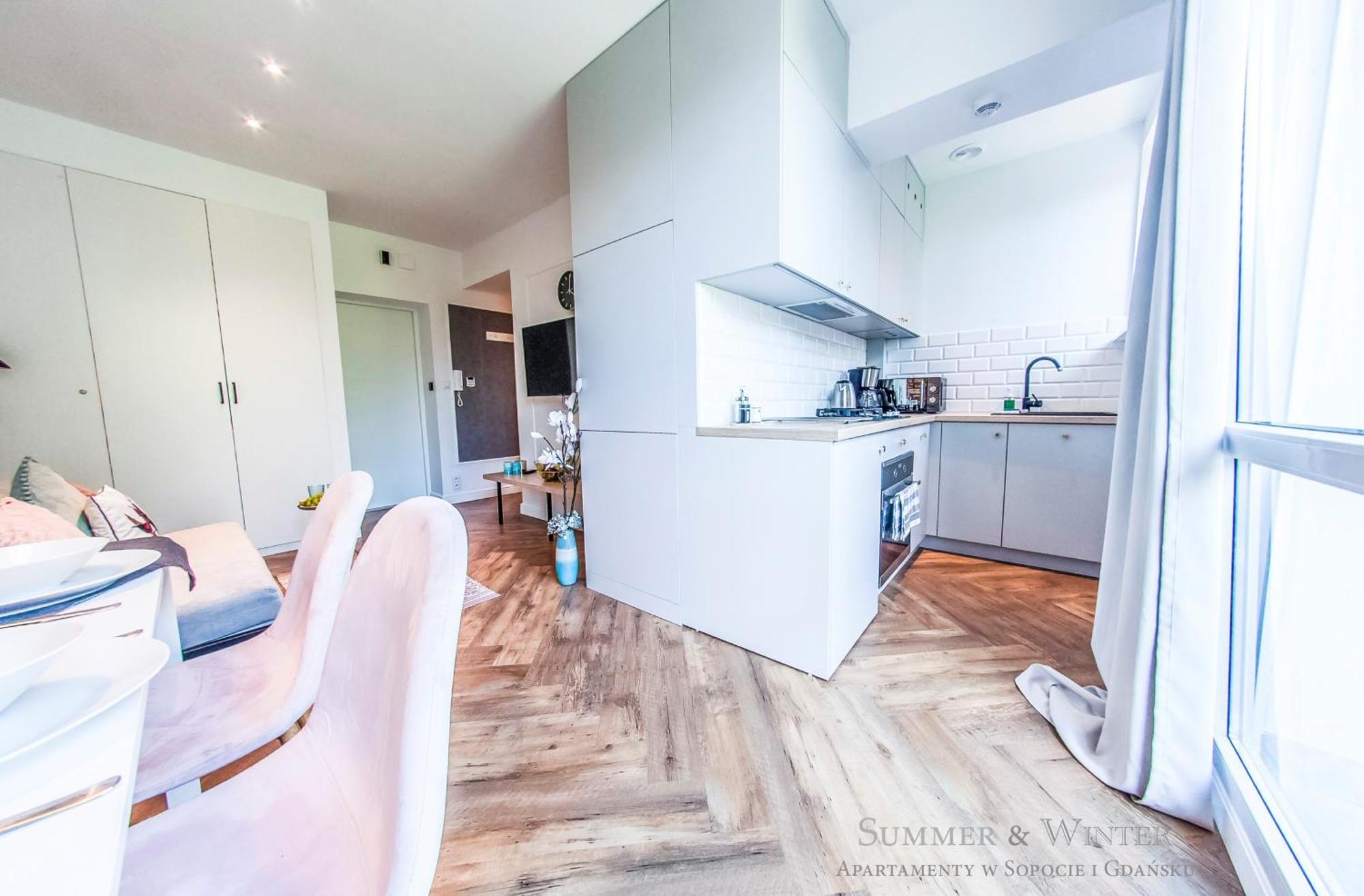 Apartment Family Luxury Pure Old Town 1-8, 2 Sypialnie I Salon, Parking Pub, 60m2