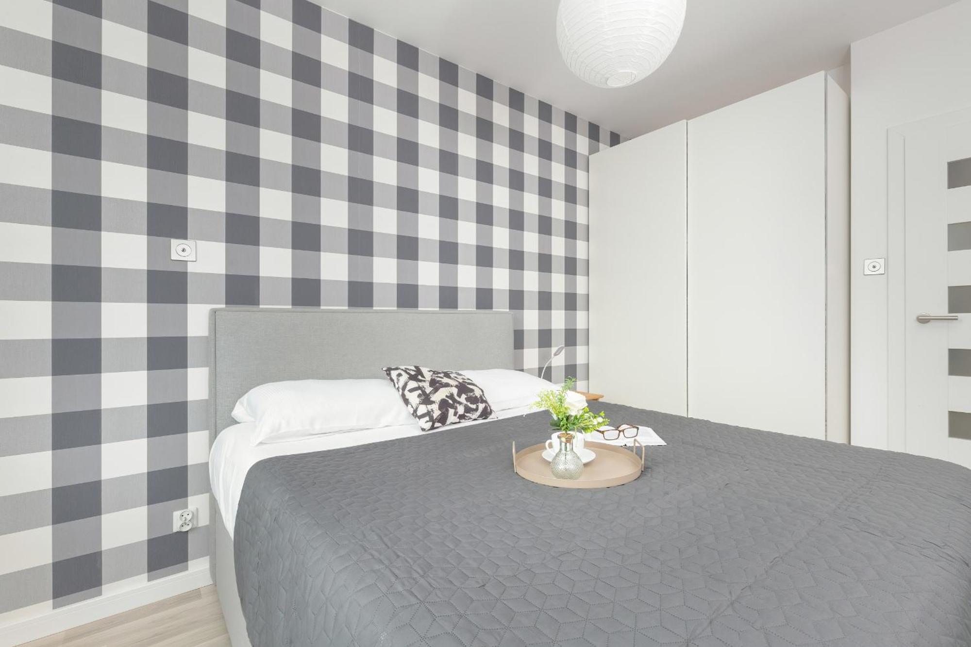 Pastel & Cozy With A Spacious Terrace In By Renters Apartment Gdansk