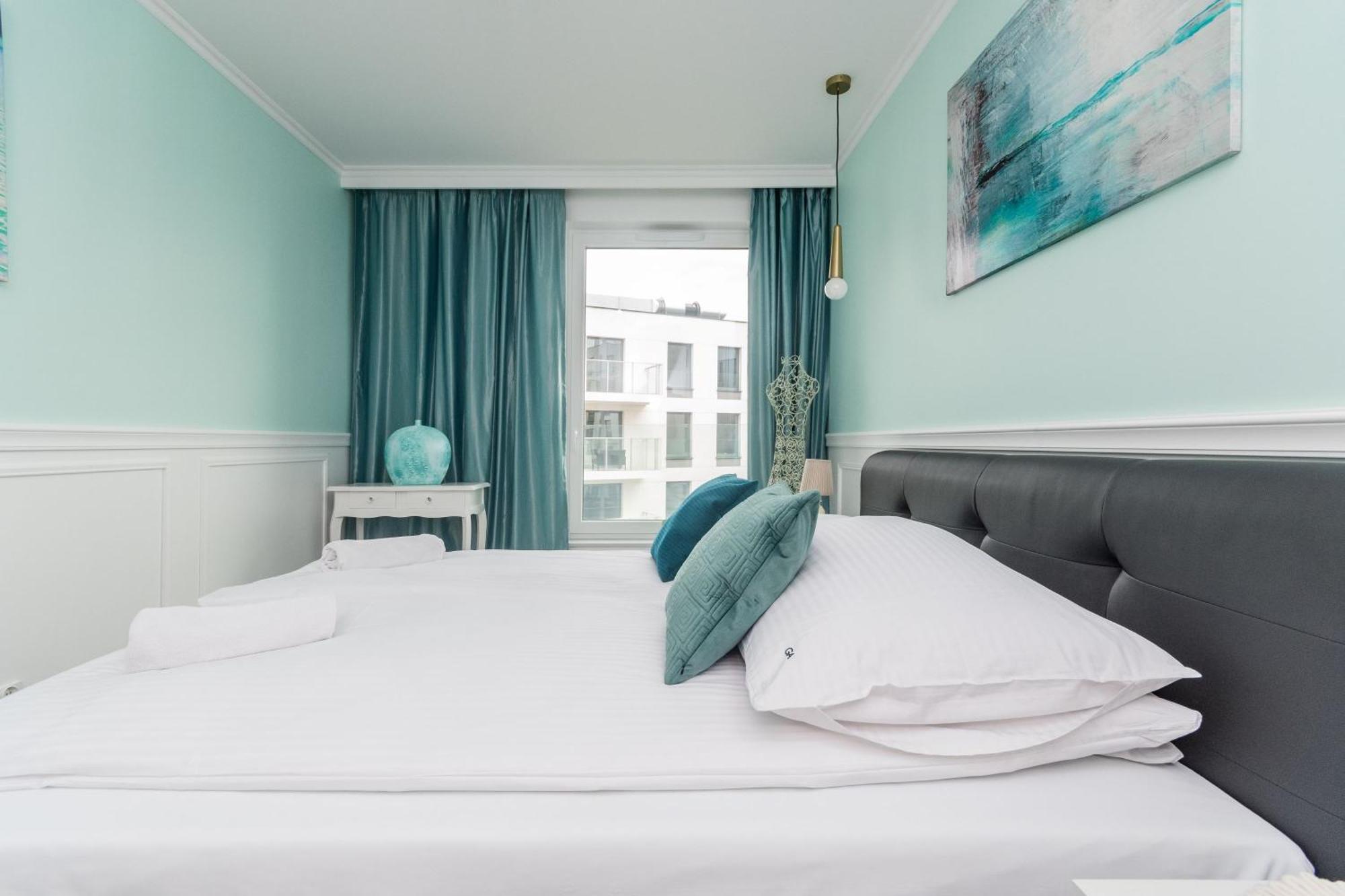 Apartment Golden Azzure By Grand *