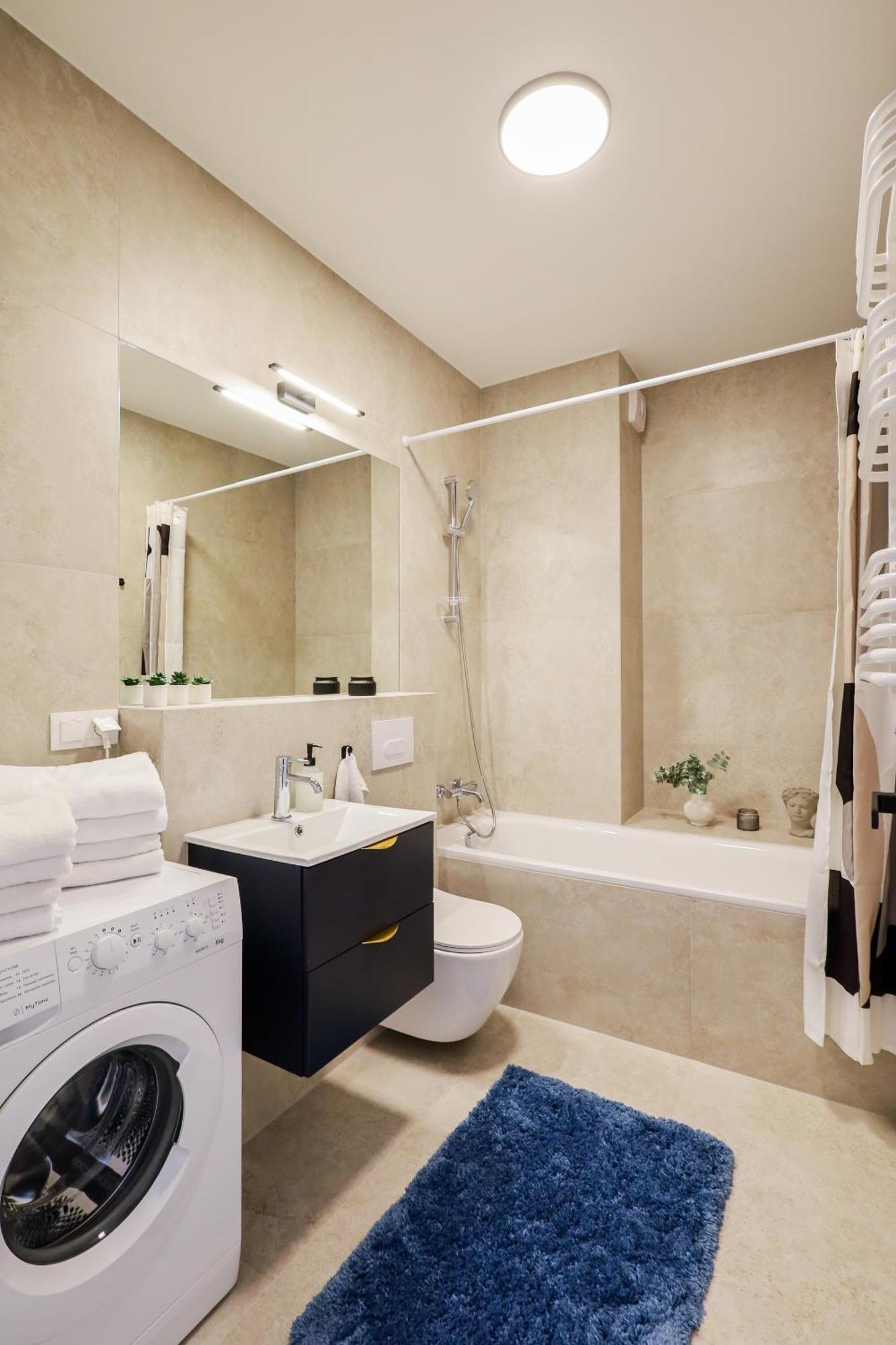 Glow Apartments, Stocznia Cesarska & Montownia Căn hộ