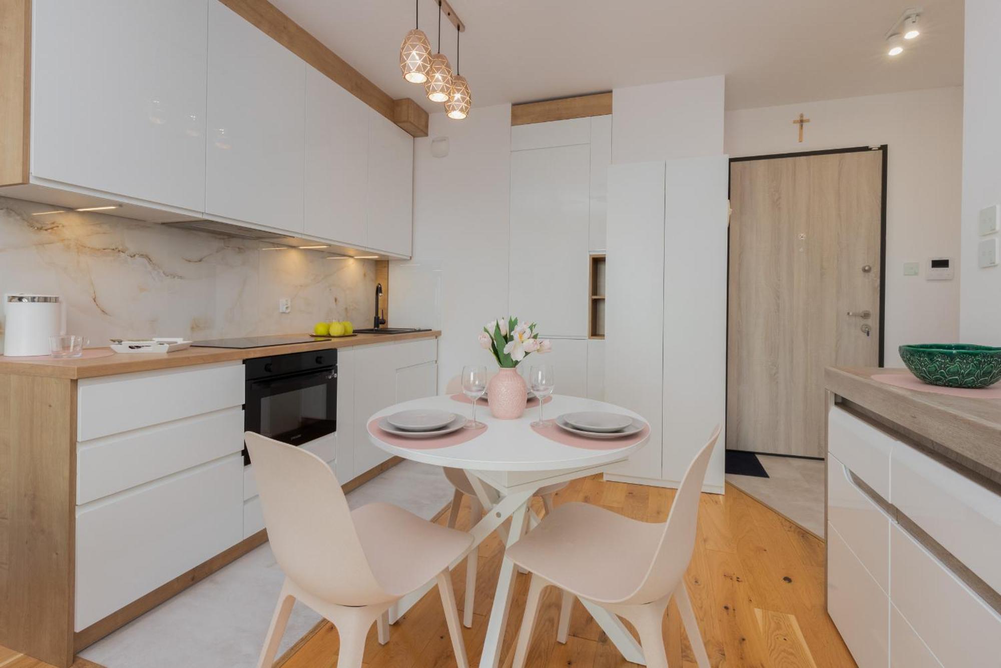 Apartamento Nowa Letnica Z Parkingiem I Balkonem Przy Stadionie Polsat Arena By Renters *