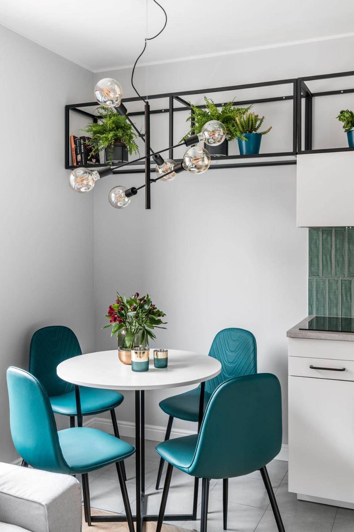 Apartment Ideal & Blue