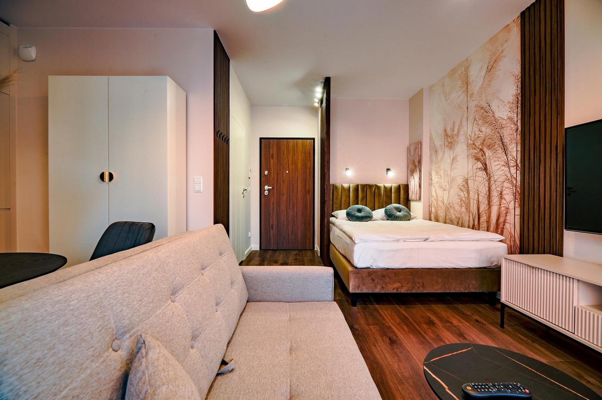 Lägenhet Citystay Scala Srodmiescie Z Uroczym Ogrodkiem