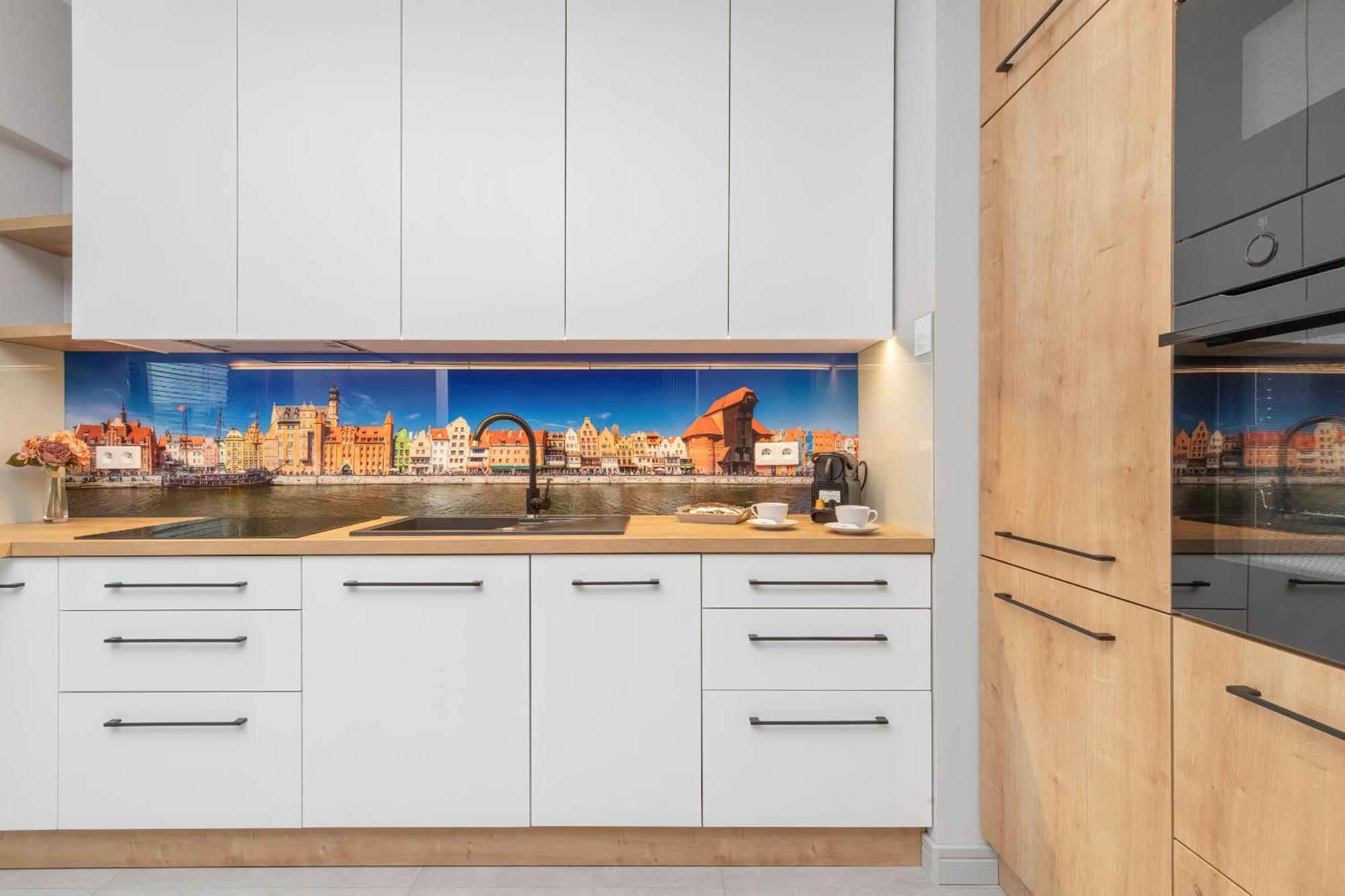 Elegant In With Sauna, Gym And Parking By Renters