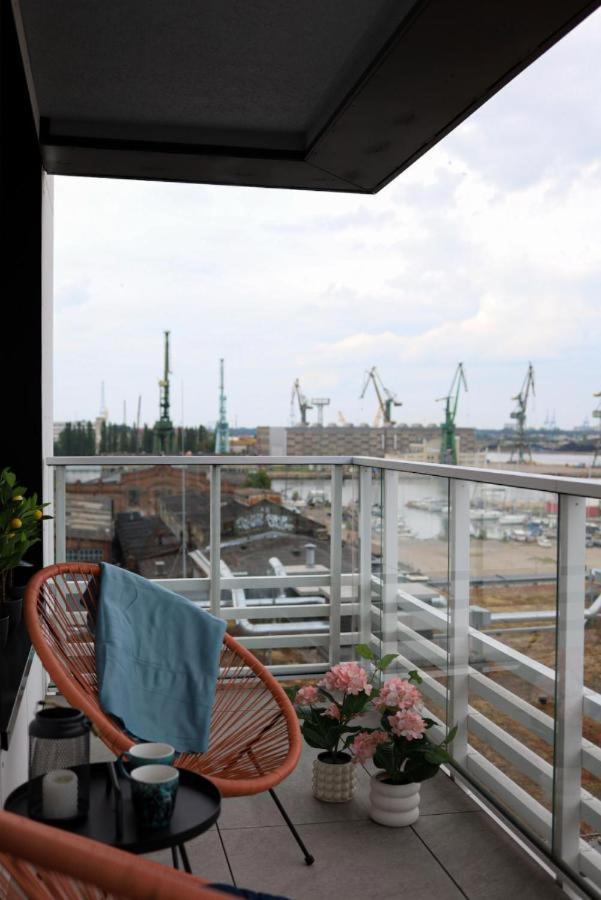Apartament Doki 83 Apartament