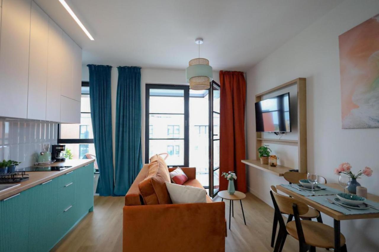 Apartament Doki 83 Apartament *