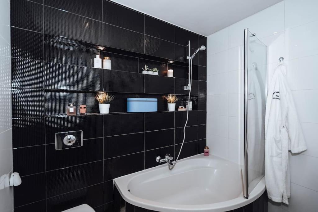 Apartament Z Widokiem Na Morze, 3 Min Ergo Arena Apartment *