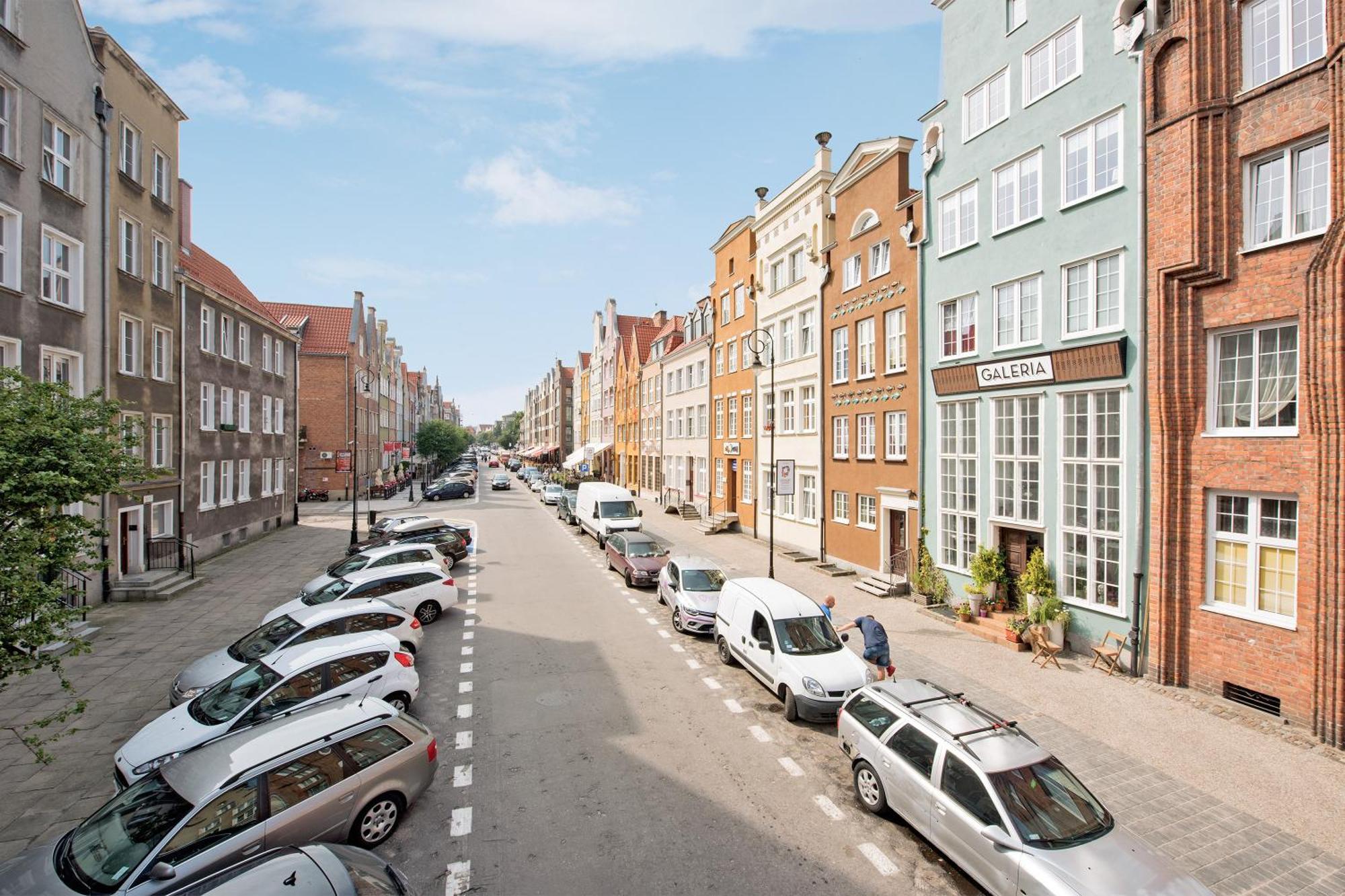 3-level With A View Of St Mary's Basilica By Downtown * Gdansk