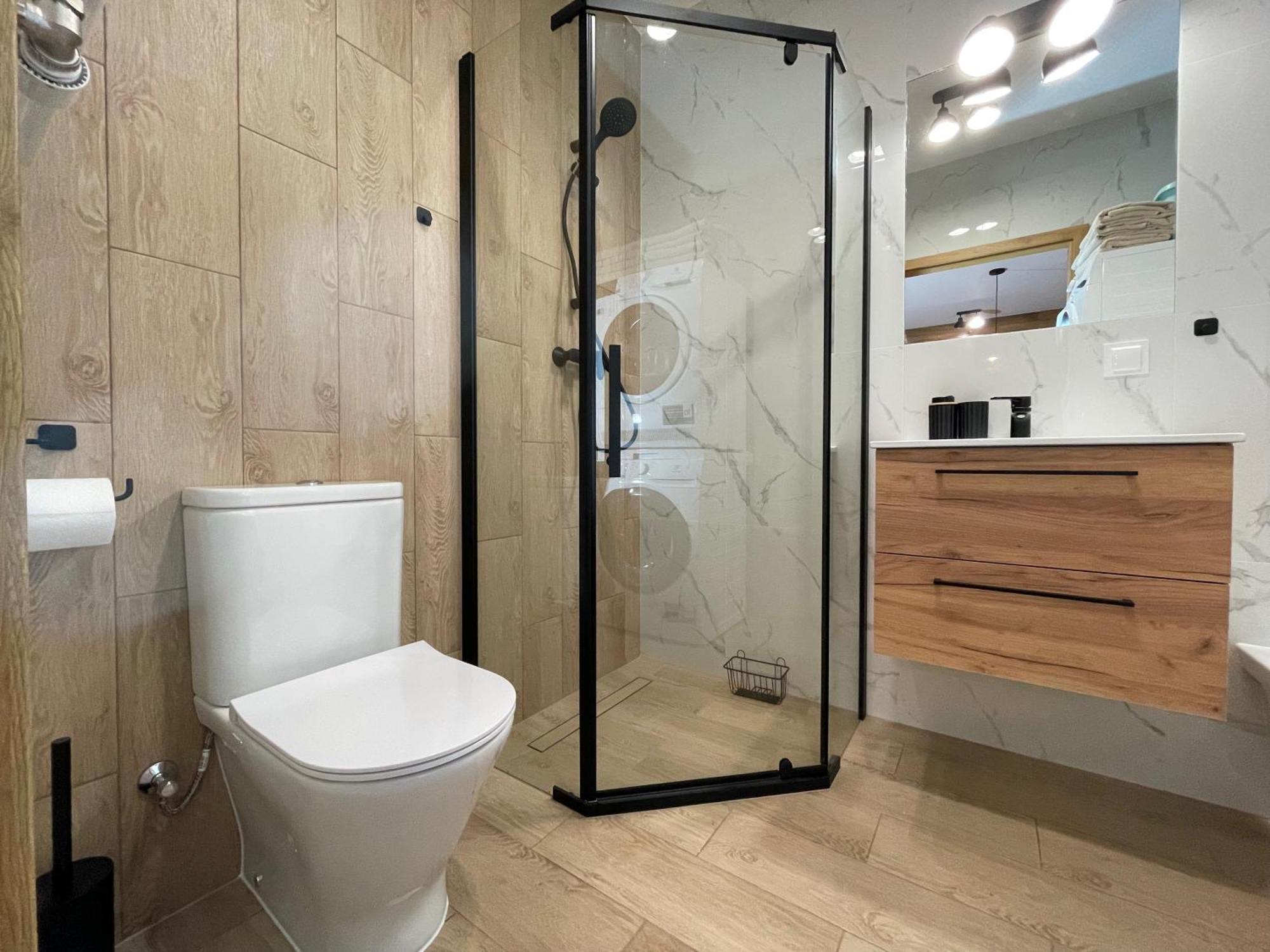 Lejlighed Superior Baltea 3 Rooms, 2 Bedrooms, 800m, Air Condition!
