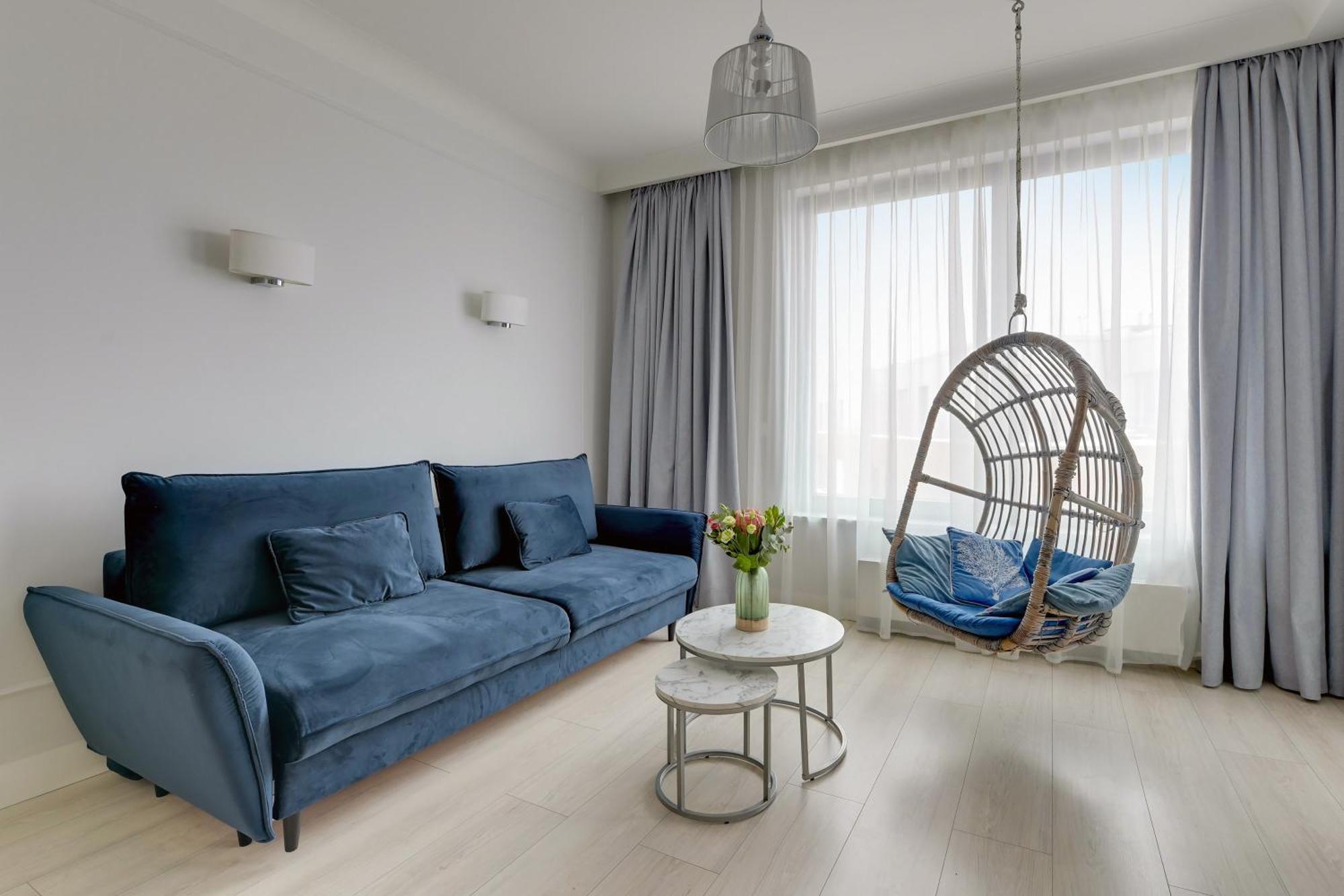 Blue Mandarin Riverside