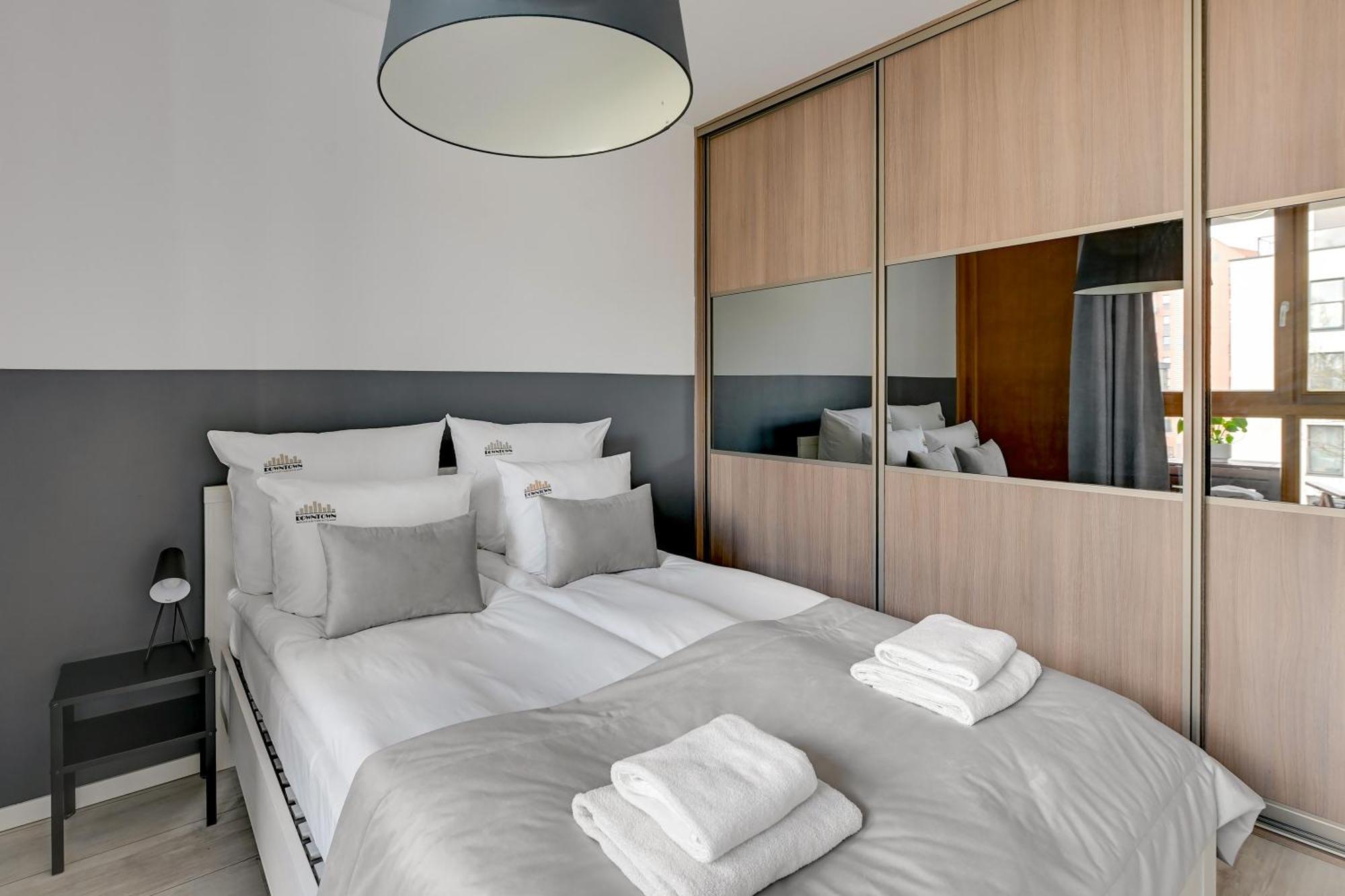 Aura Island Riverside By Downtown Apartment