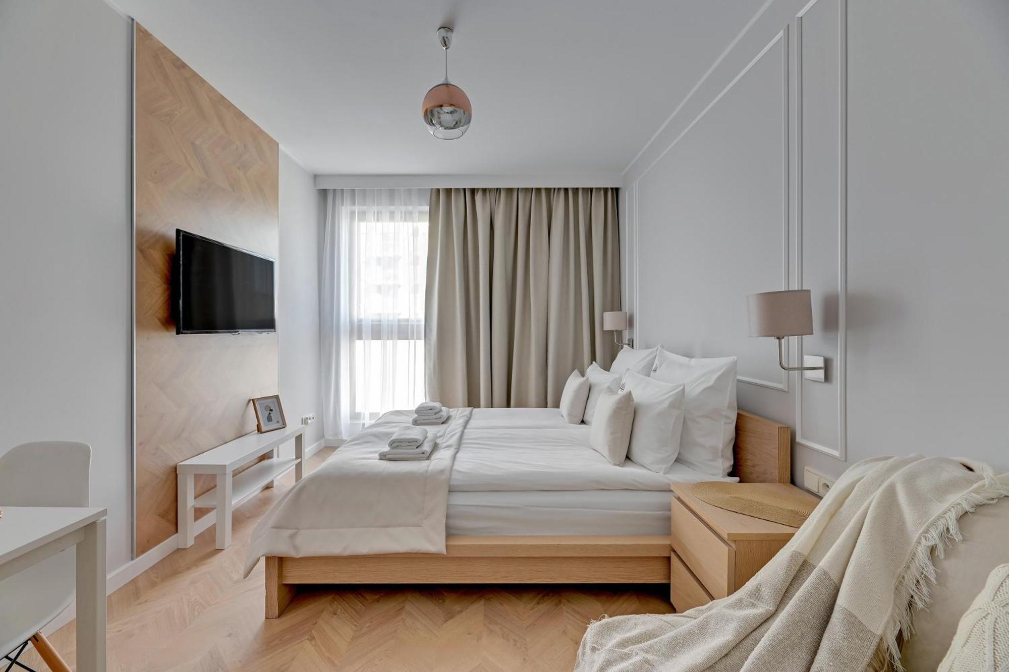 Aura Island Riverside By Downtown Apartment *