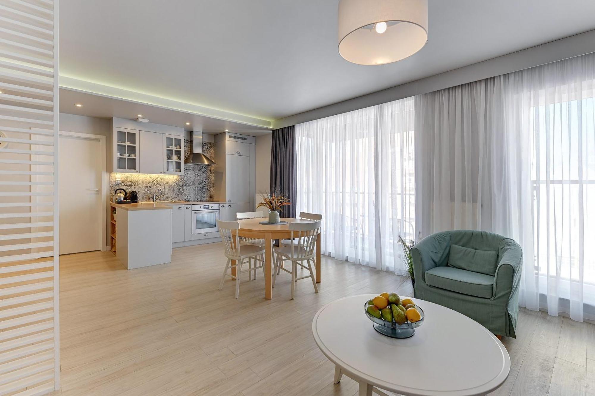 Chmielna Park - Center & Parking By Downtown Apartment