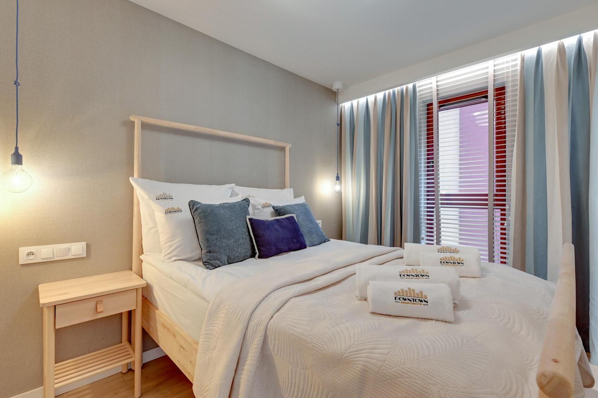 Waterlane Island - Riverview Pool, Spa, Gym & Parking By Downtown *