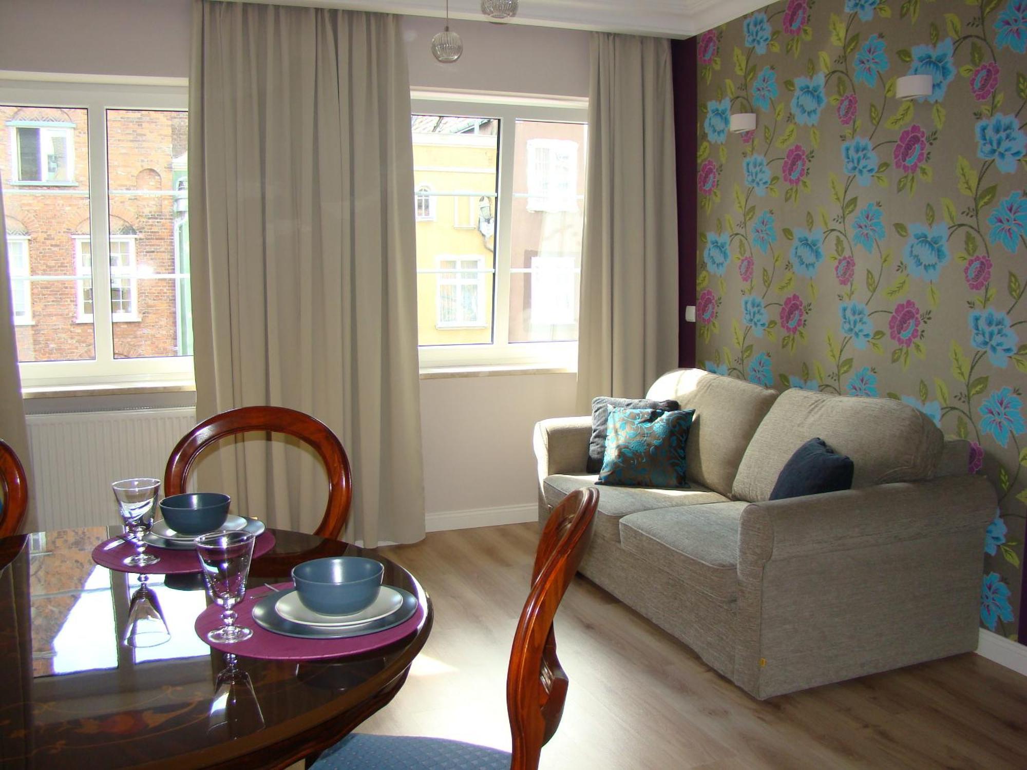 Dom & House - Old Town Swietego Ducha Economy Apartment Gdansk
