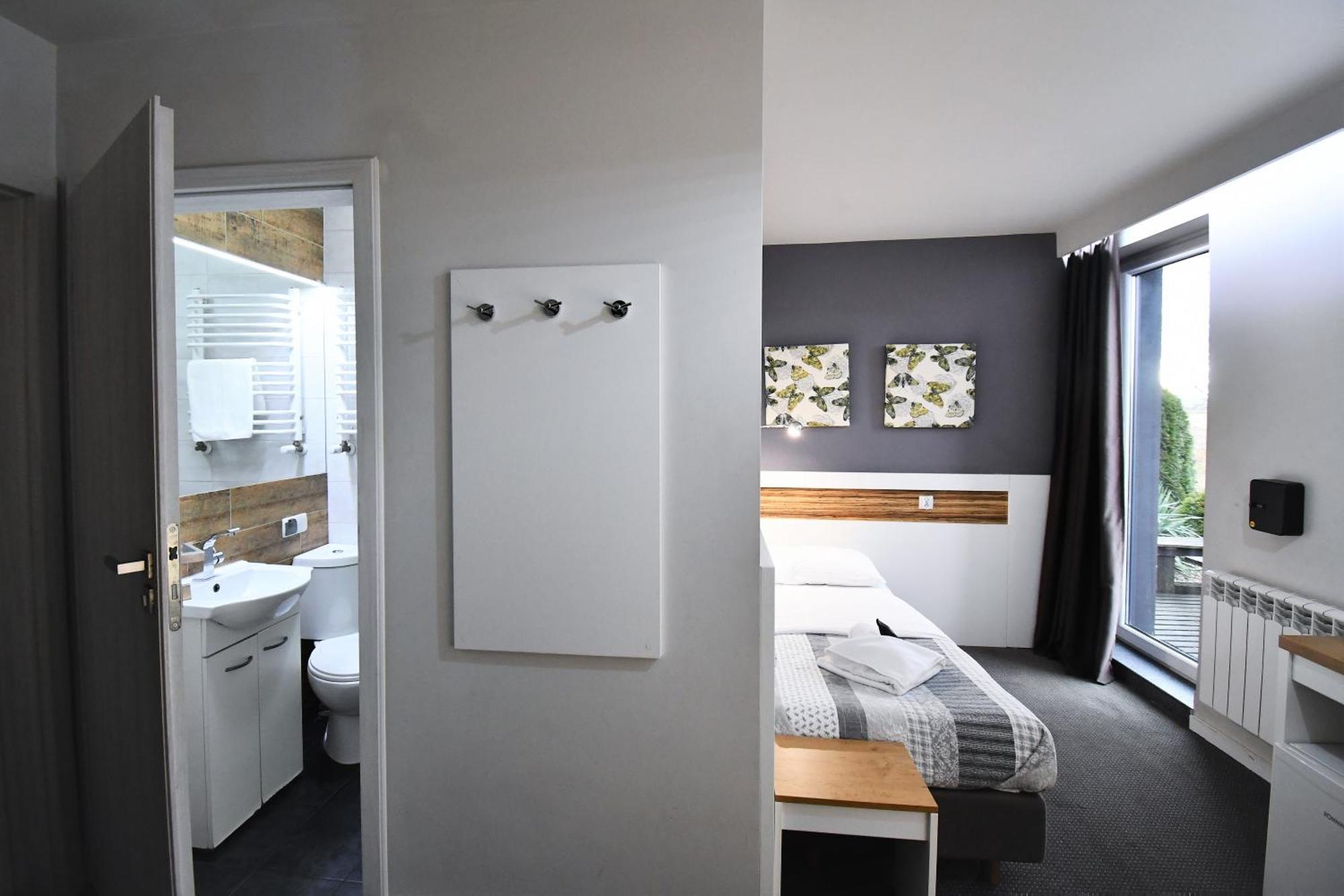Sleepinn Airport Nocleg ze śniadaniem 3*