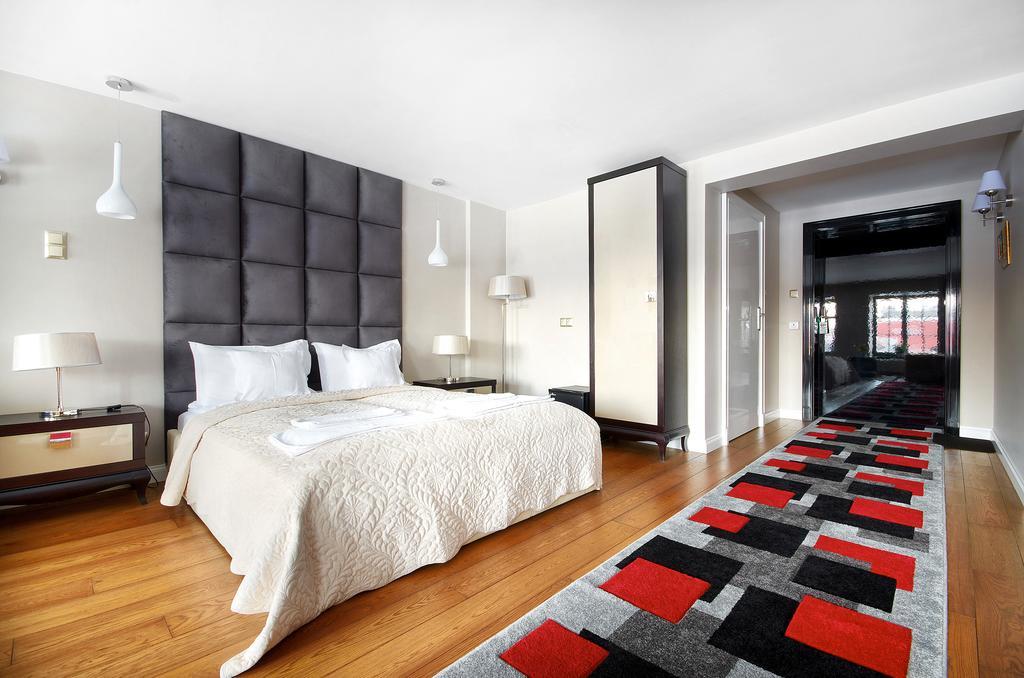 Aparthotel Komturia Old Town By Fahrenheit 3*