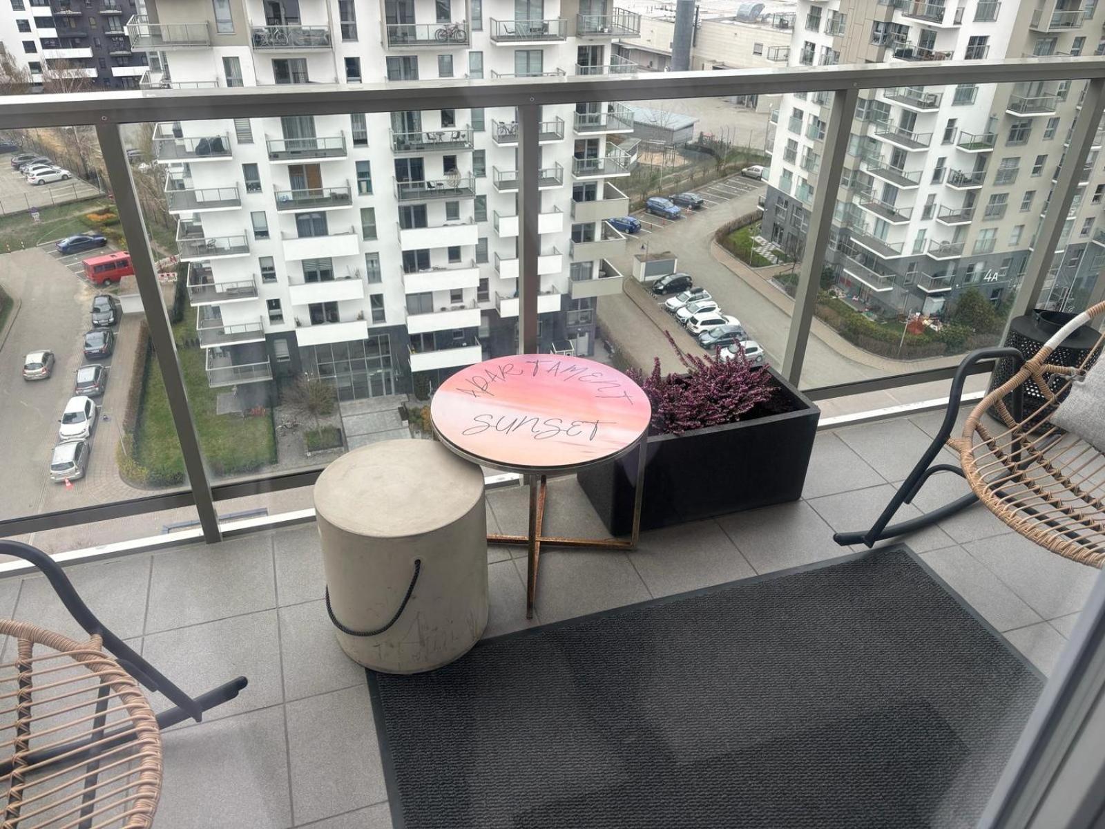 Albatross Towers Joda Bed *