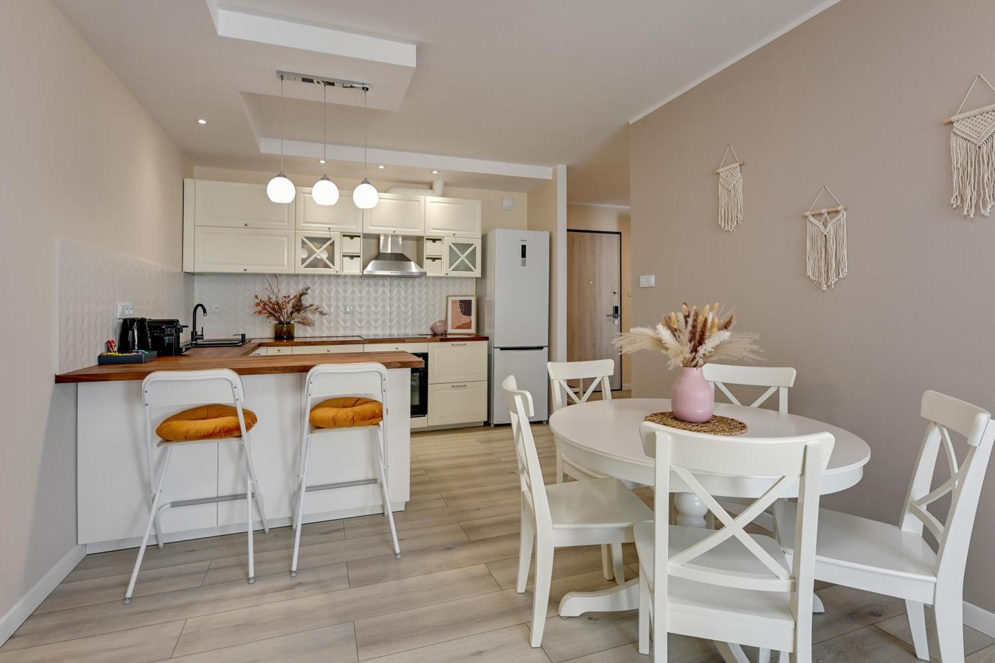 Letnica Seaside By Downtown Apartment