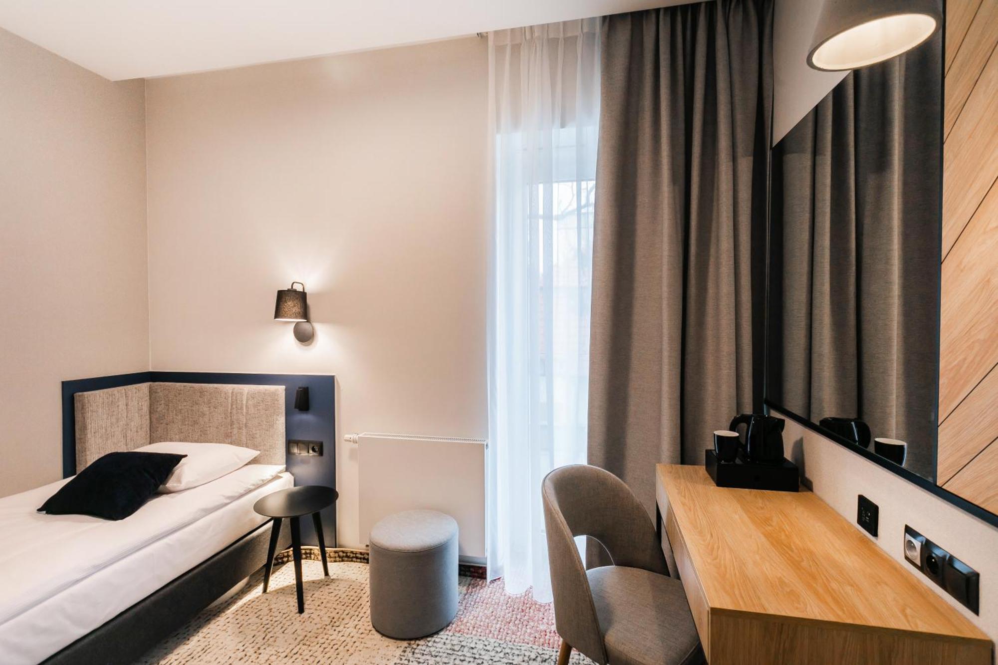 Vesper House Hotel 2*