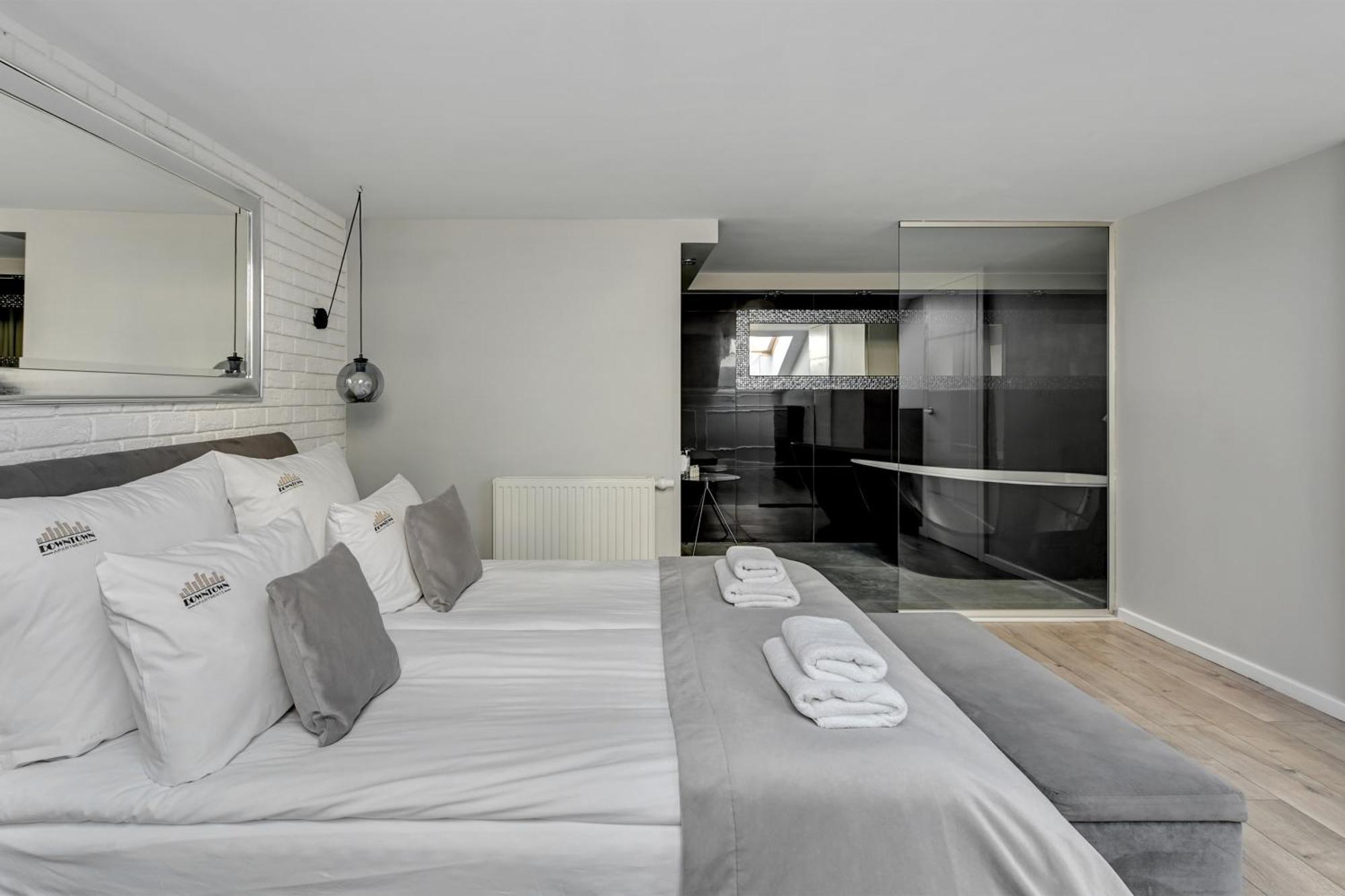 Waterlane Riverside Spa, Pool & Gym By Downtown
