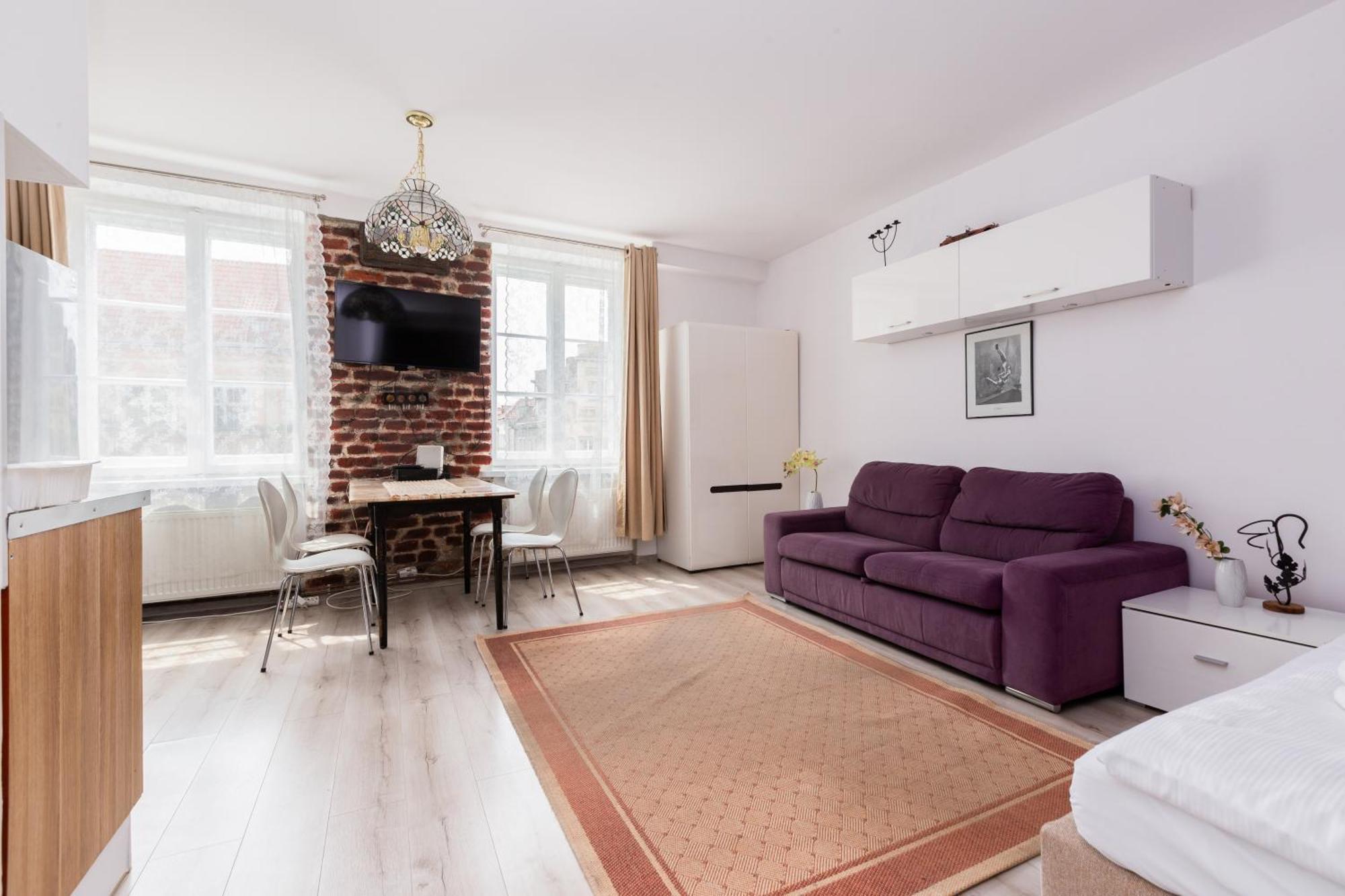 Dlugi Targ City View Studio *