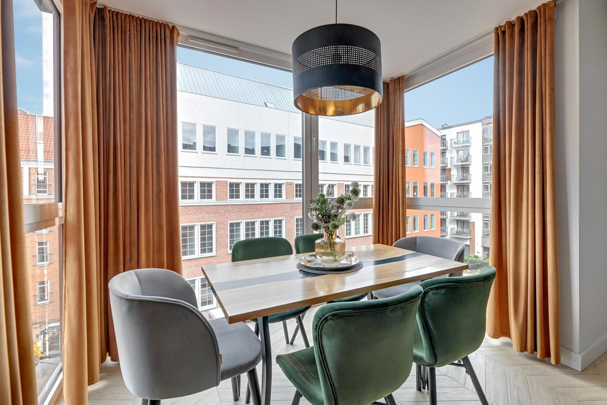 Apartment Chmielna Park - Center & Parking By Downtown