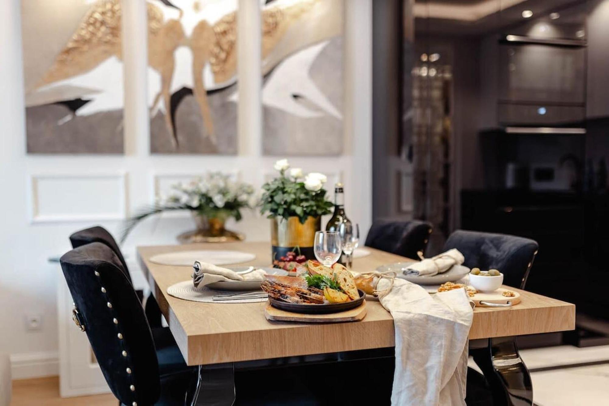 Rent Like - Deo Plaza Aparthotel