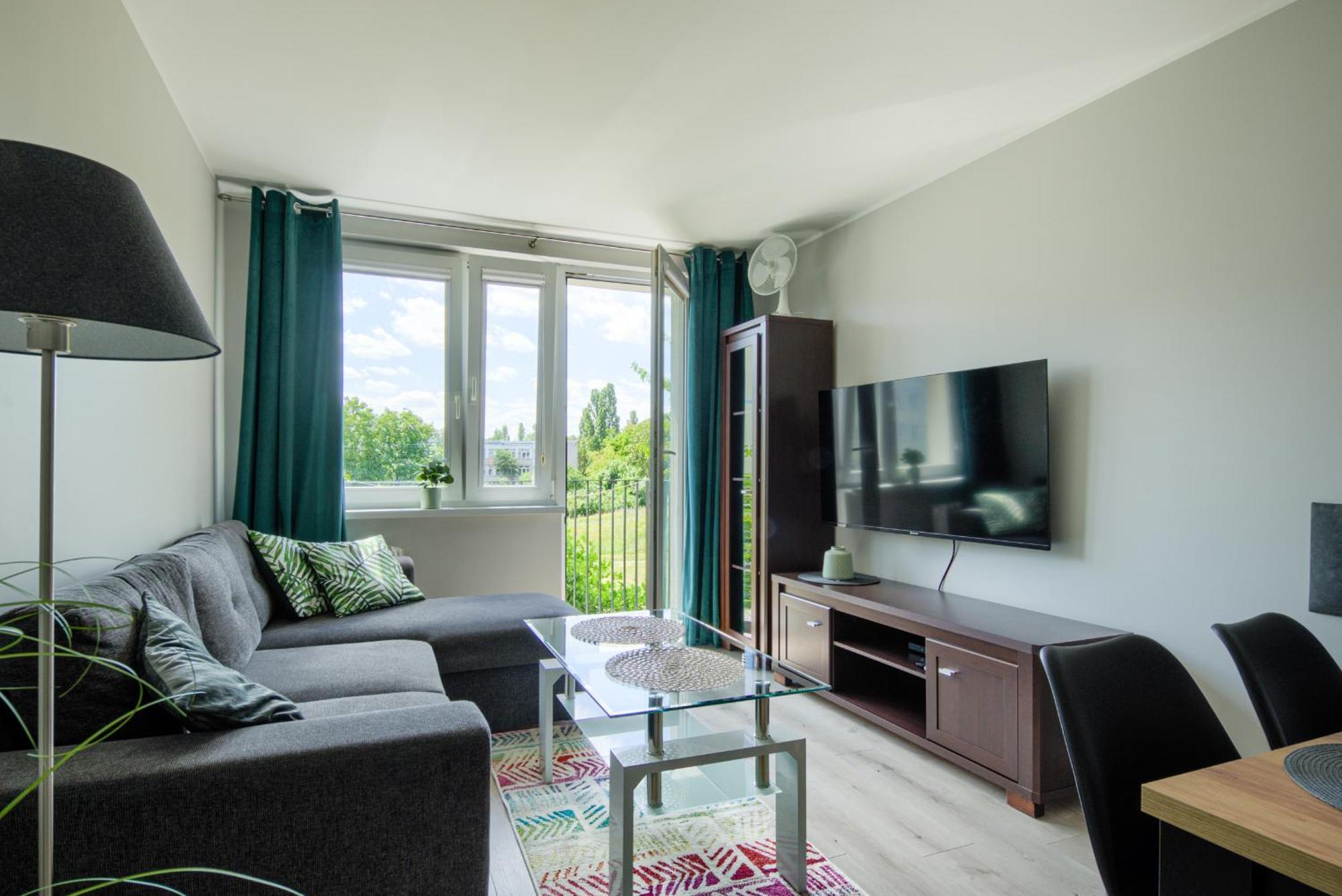 Sea - Park Reagana Apartment