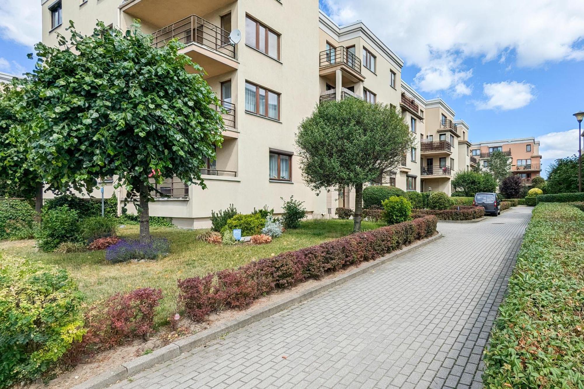 Luksusowy Z 4 Sypialniami, Klimatyzacja I Biurkiem W Gdansku By Renters *