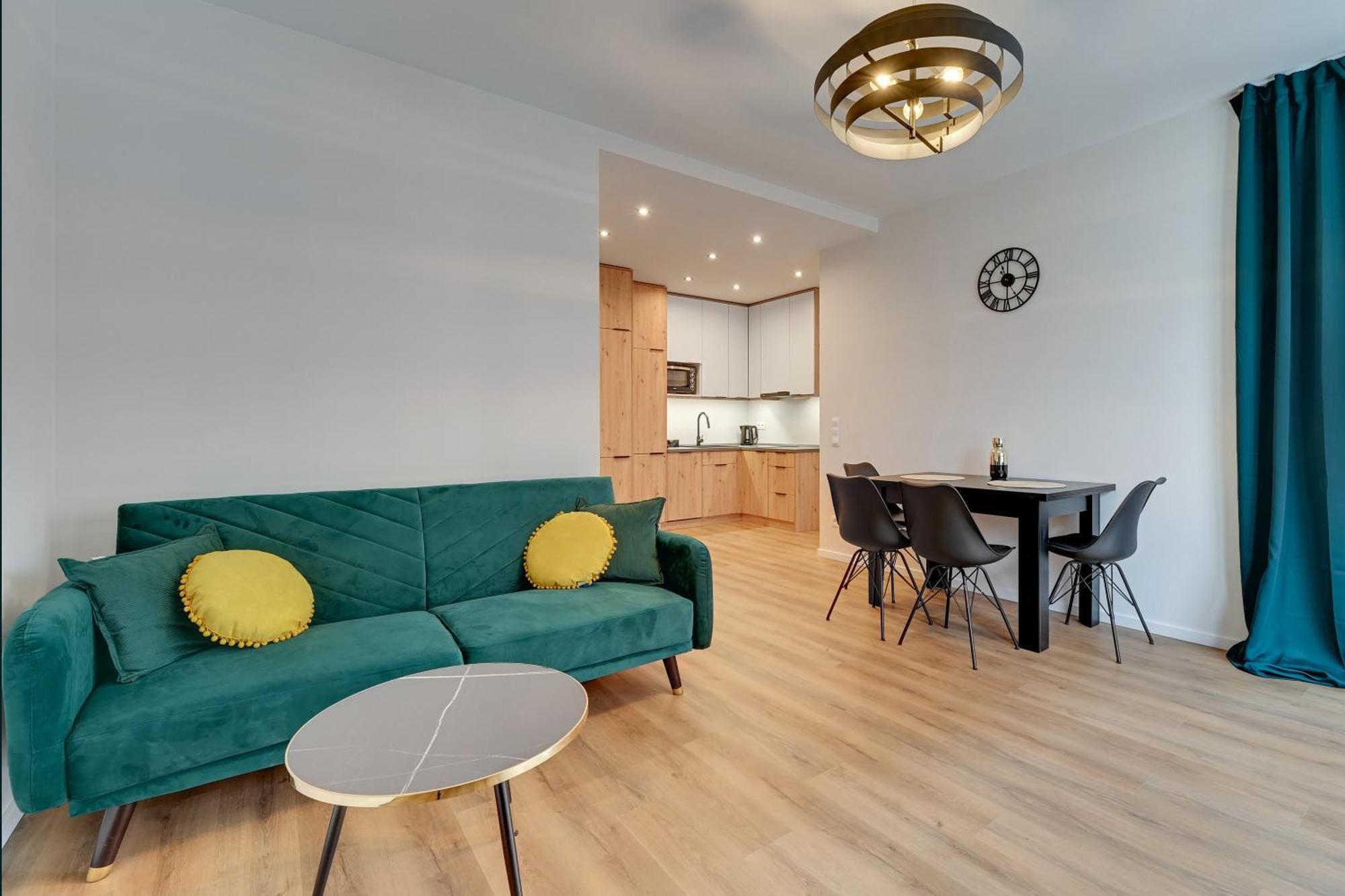 Doki Living By Blue Mandarin Parking & Foodhall *