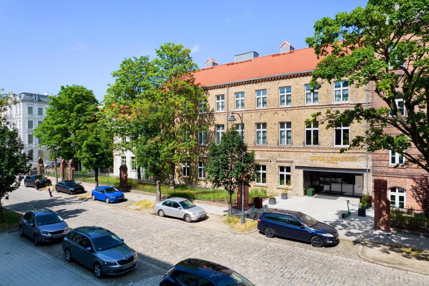 Arche Dwor Uphagena