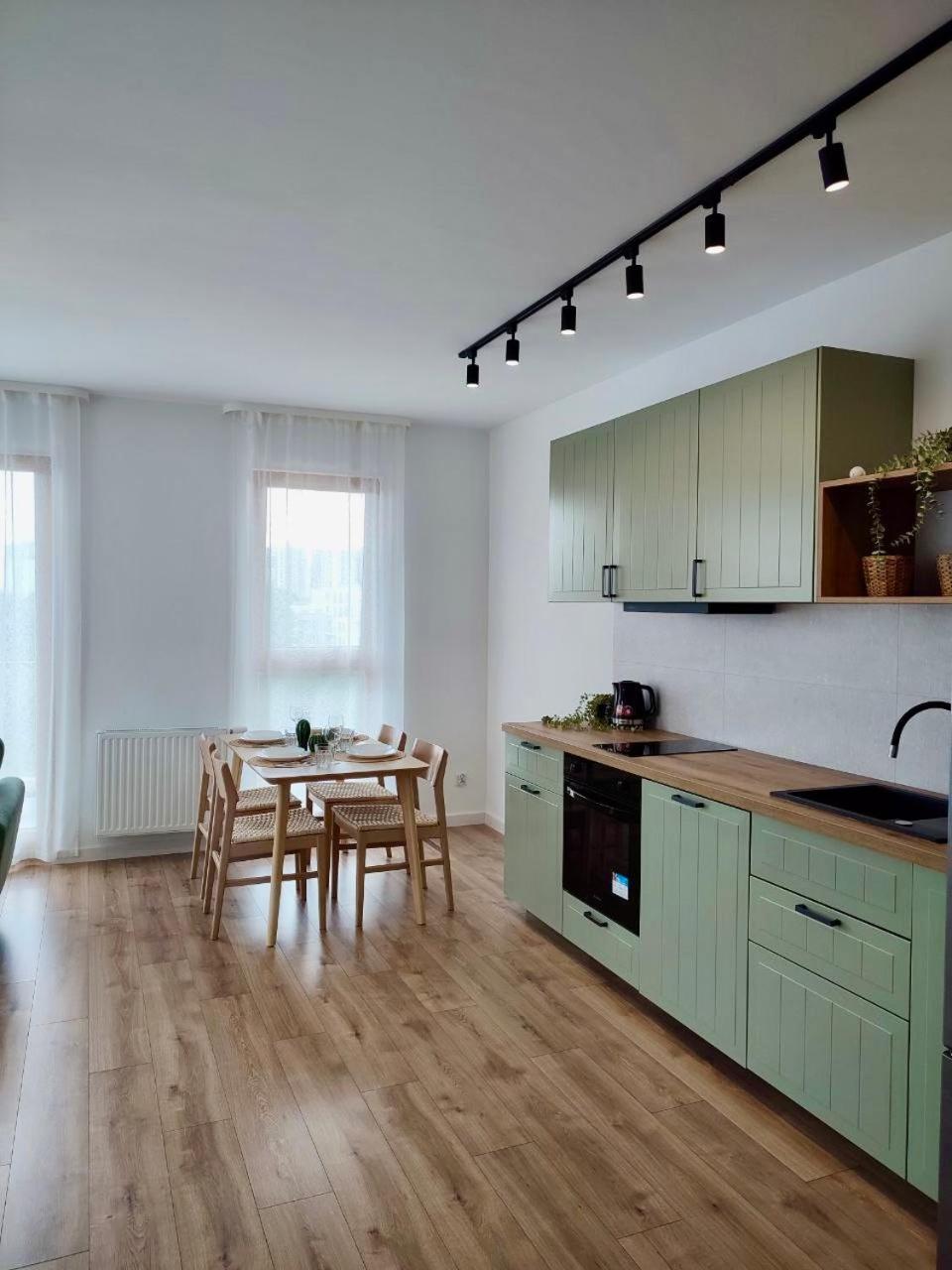 Apartment Near The Sea *