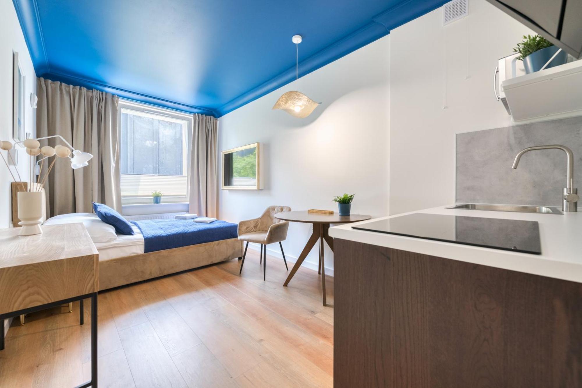 3 - Island Apartment *