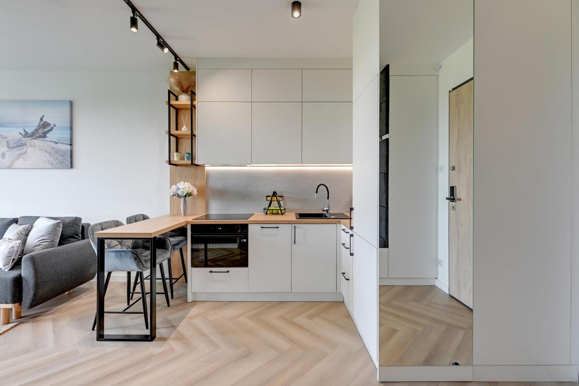 Letnica Seaside By Downtown Apartment