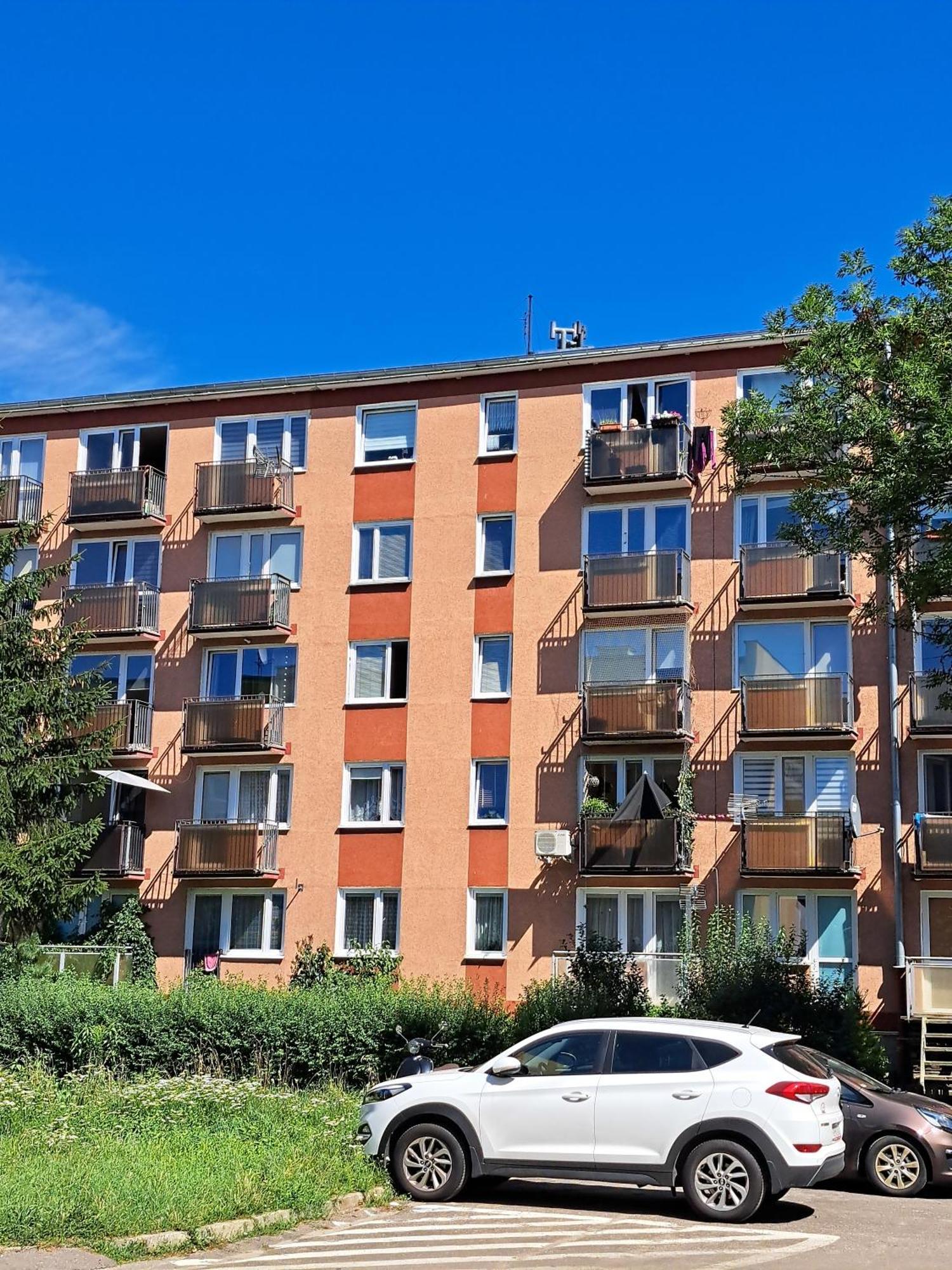 Mieszkanie Przy Arenie Apartment