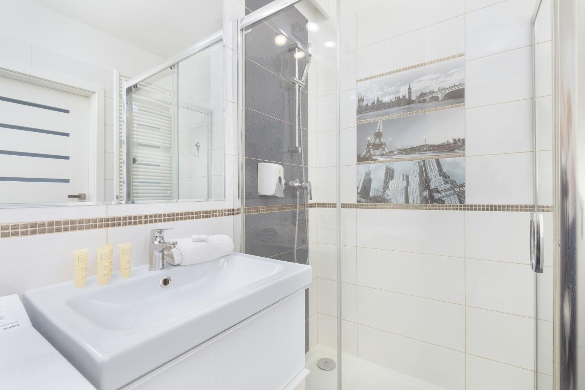 Przytulne Z Balkonem & Parkingiem By Rent Like Apartment