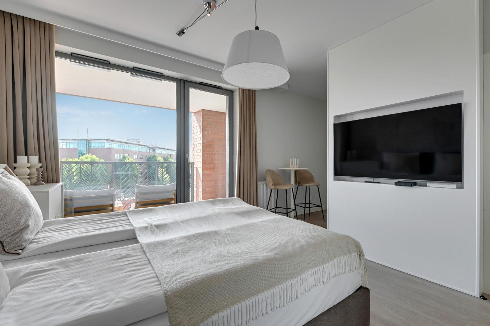 Scala 60e Center Premium With Parking By Lion Apartment