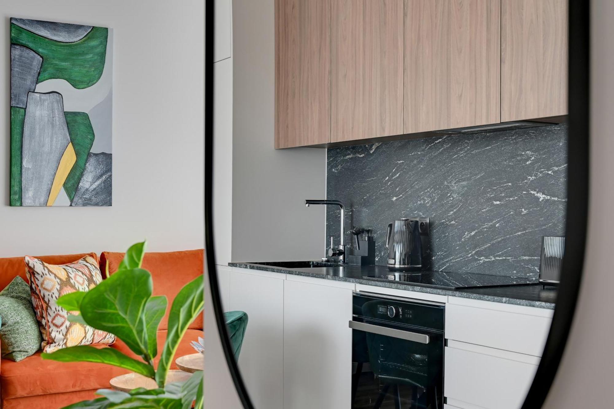 Scala Center Premium With Parking By Lion Apartment Gdansk