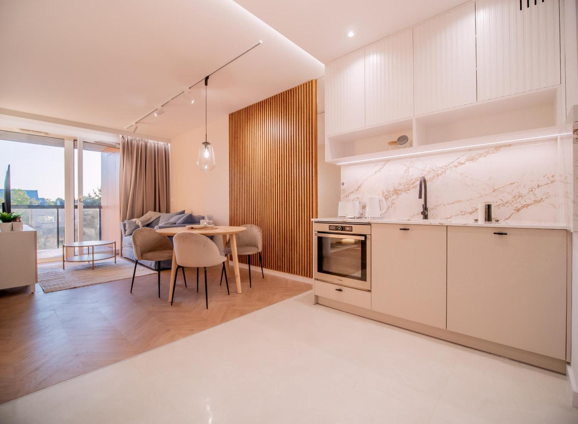 Champion's Bay Apartment