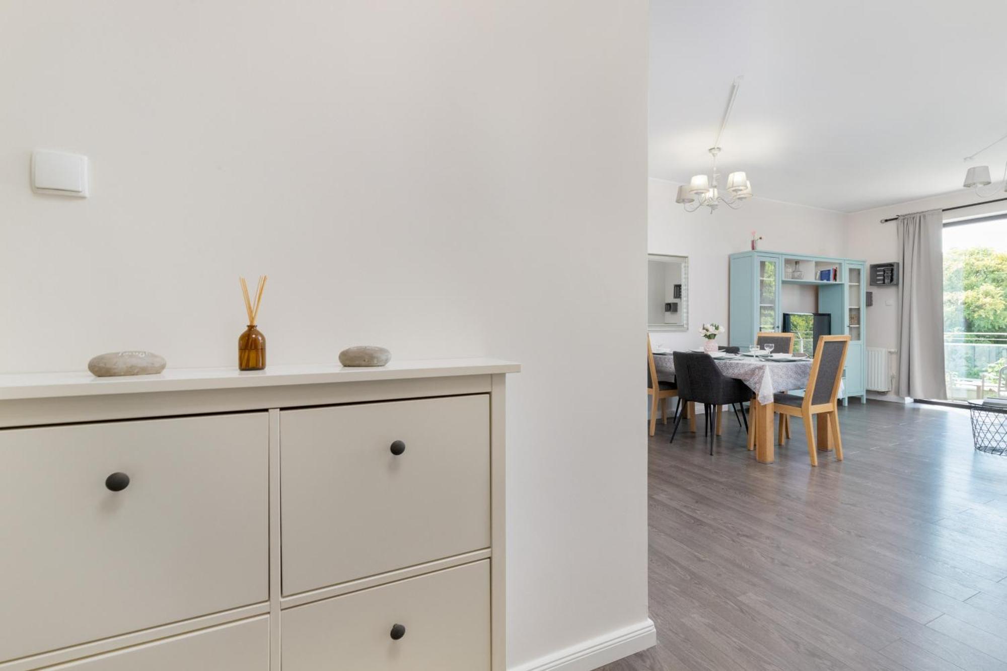 Nowoczesny W Spokojnej Okolicy Z Parkingiem By Rent Like Apartament