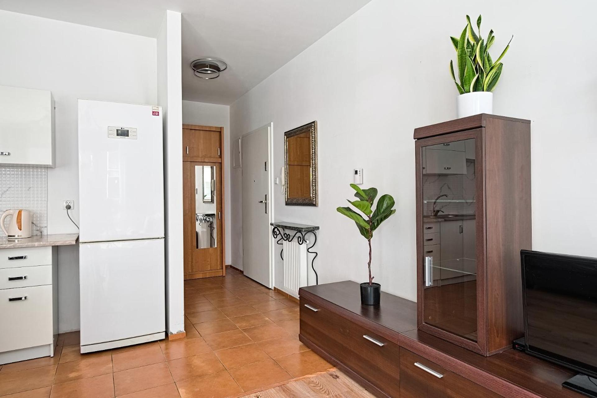 Urbannest Lakowa Apartment *